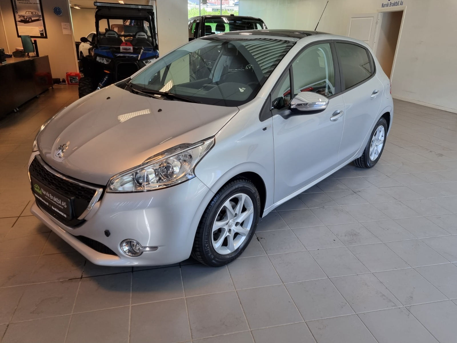 Peugeot 208, 2015, Blyfri 95