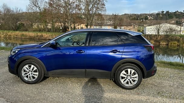 Peugeot 3008 - PARKING AEROPORT TOULOUSE avec Climatisation