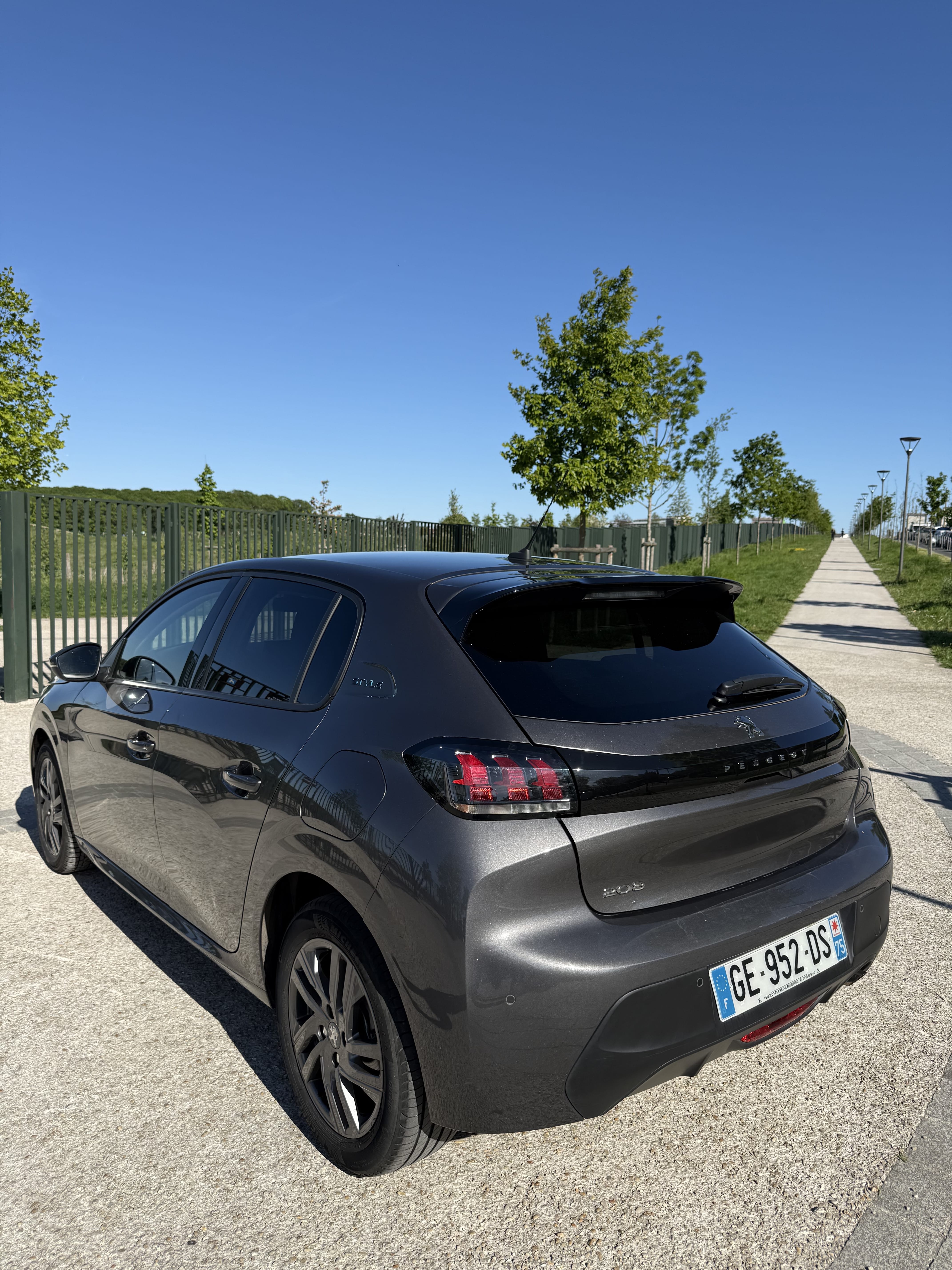 Peugeot 208 avec Régulateur de vitesse