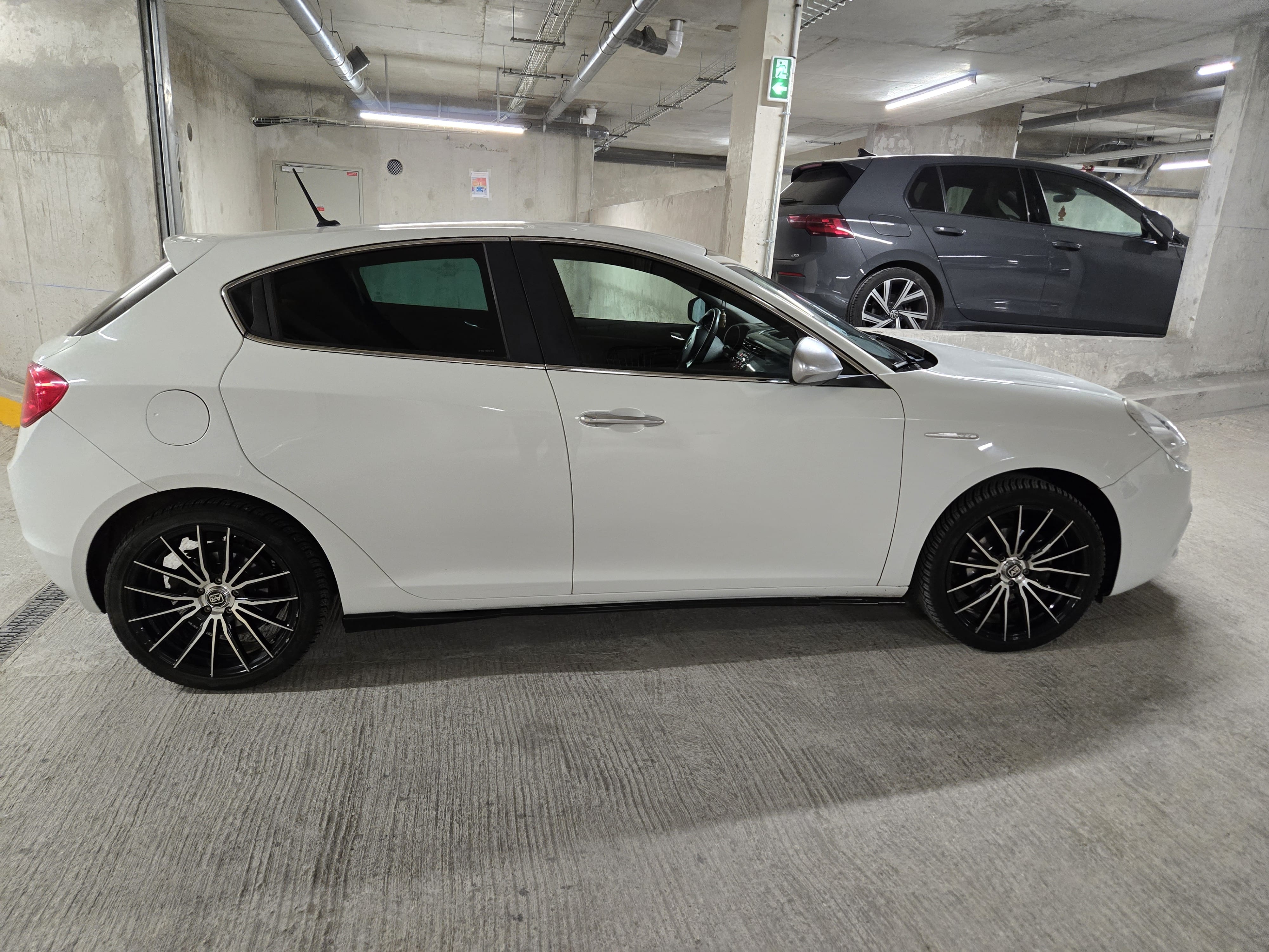 Alfa-Romeo Giulietta avec Climatisation