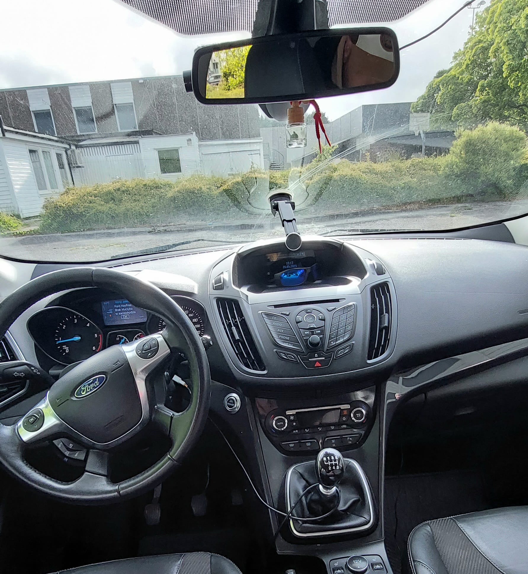 Ford Kuga 2.0TDCI 4x4 med Babysete