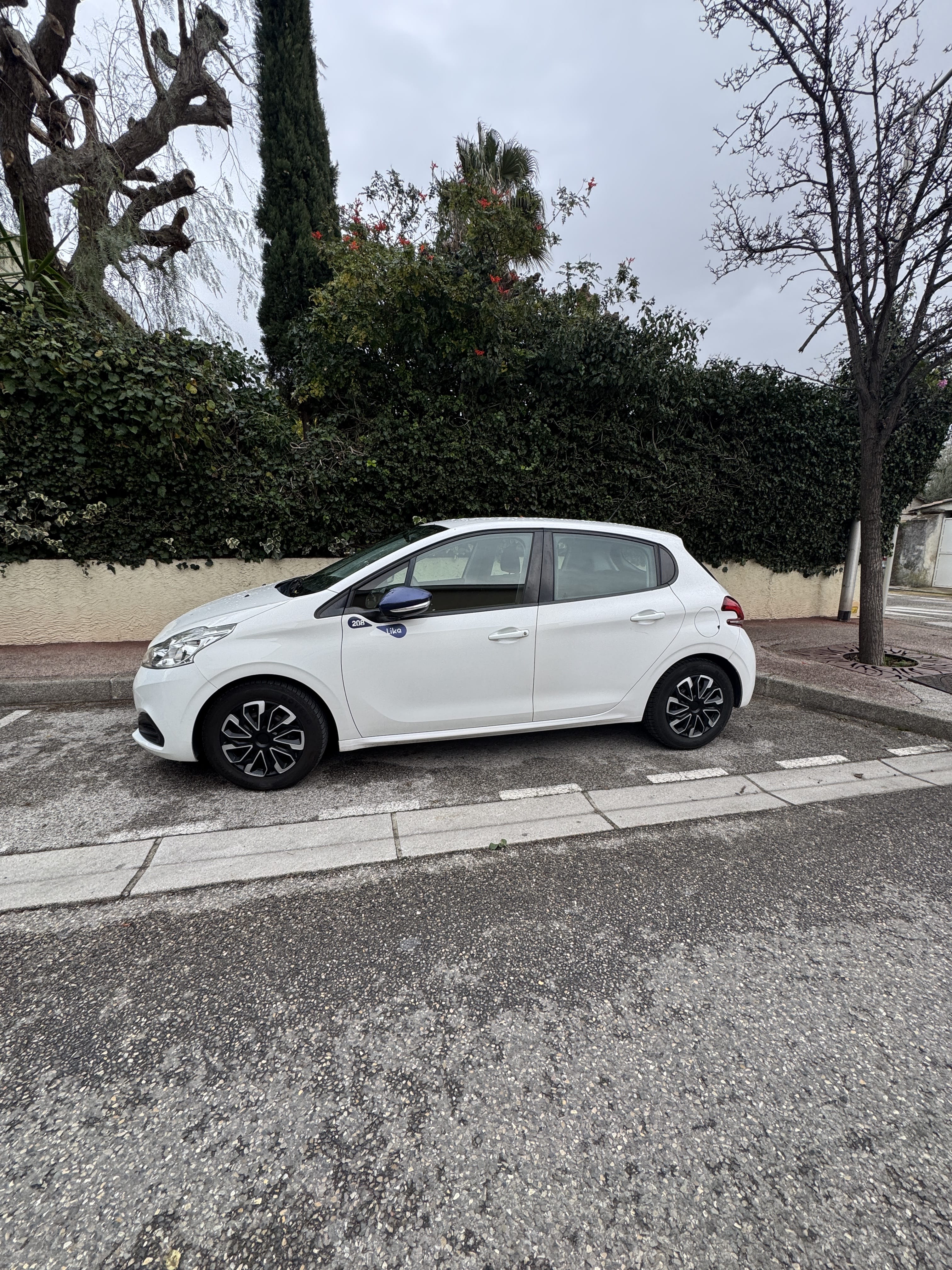 Peugeot 208 avec Climatisation