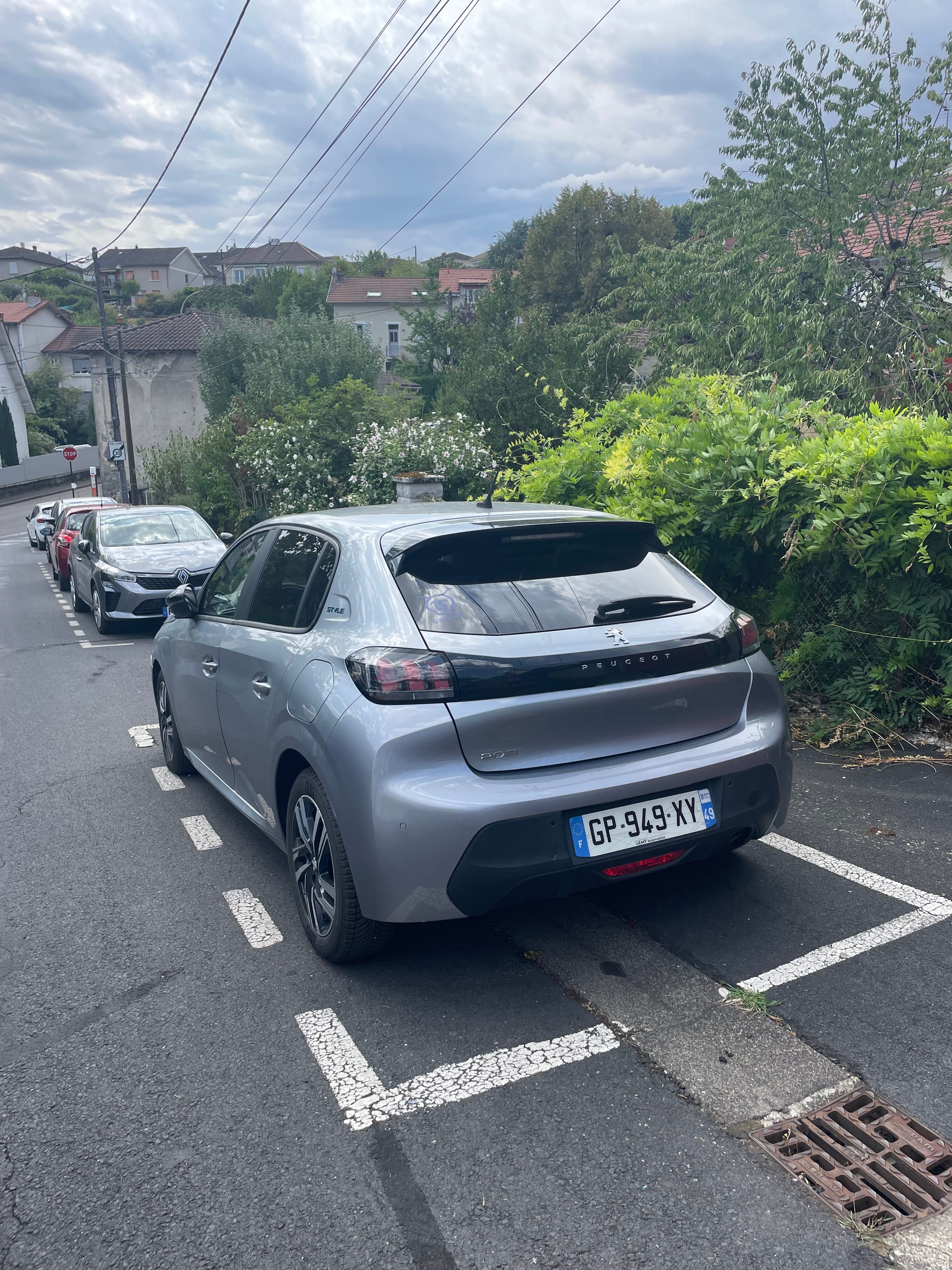 Peugeot 208 avec Régulateur de vitesse