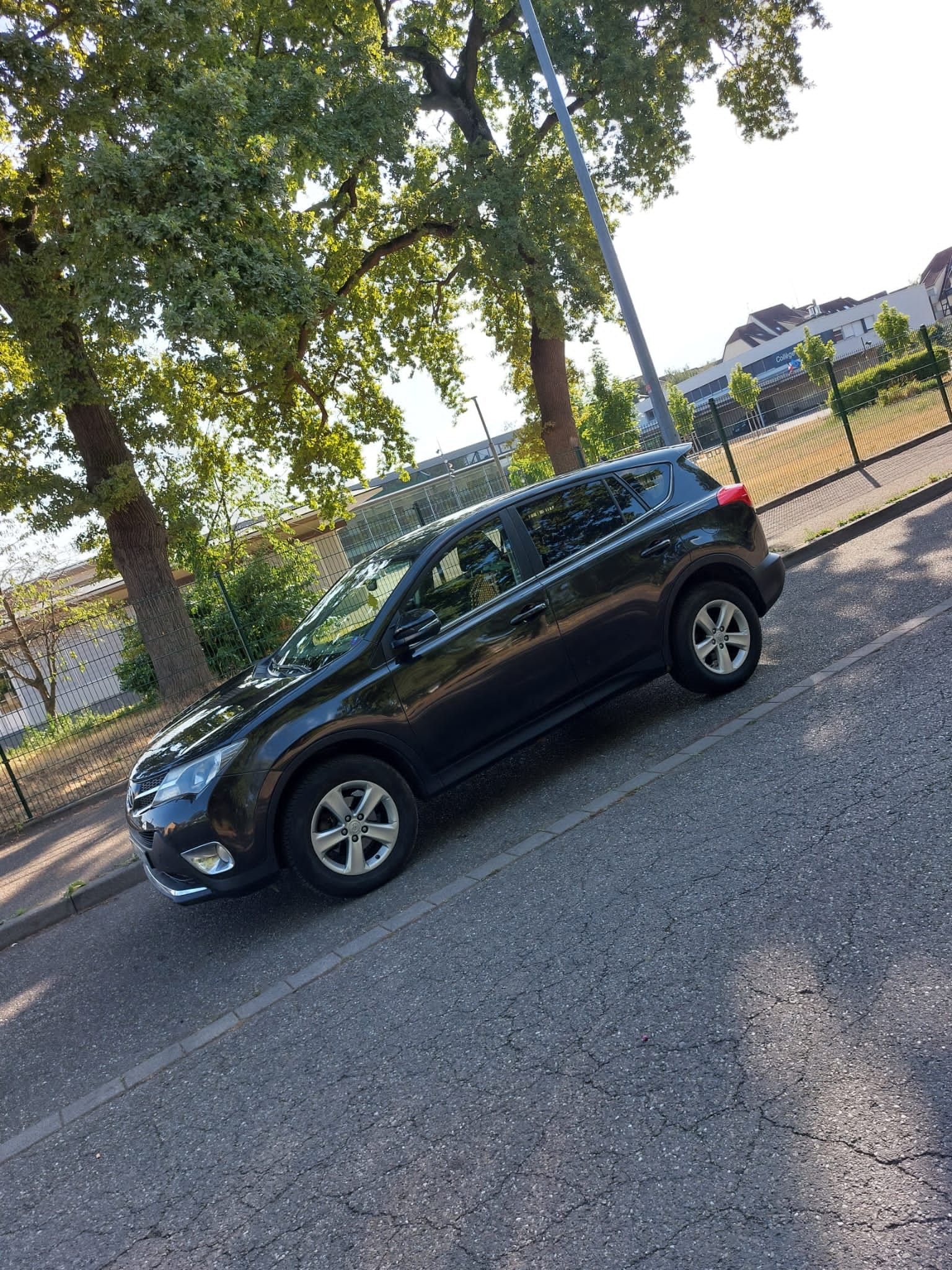 Toyota RAV4 avec Audio Bluetooth