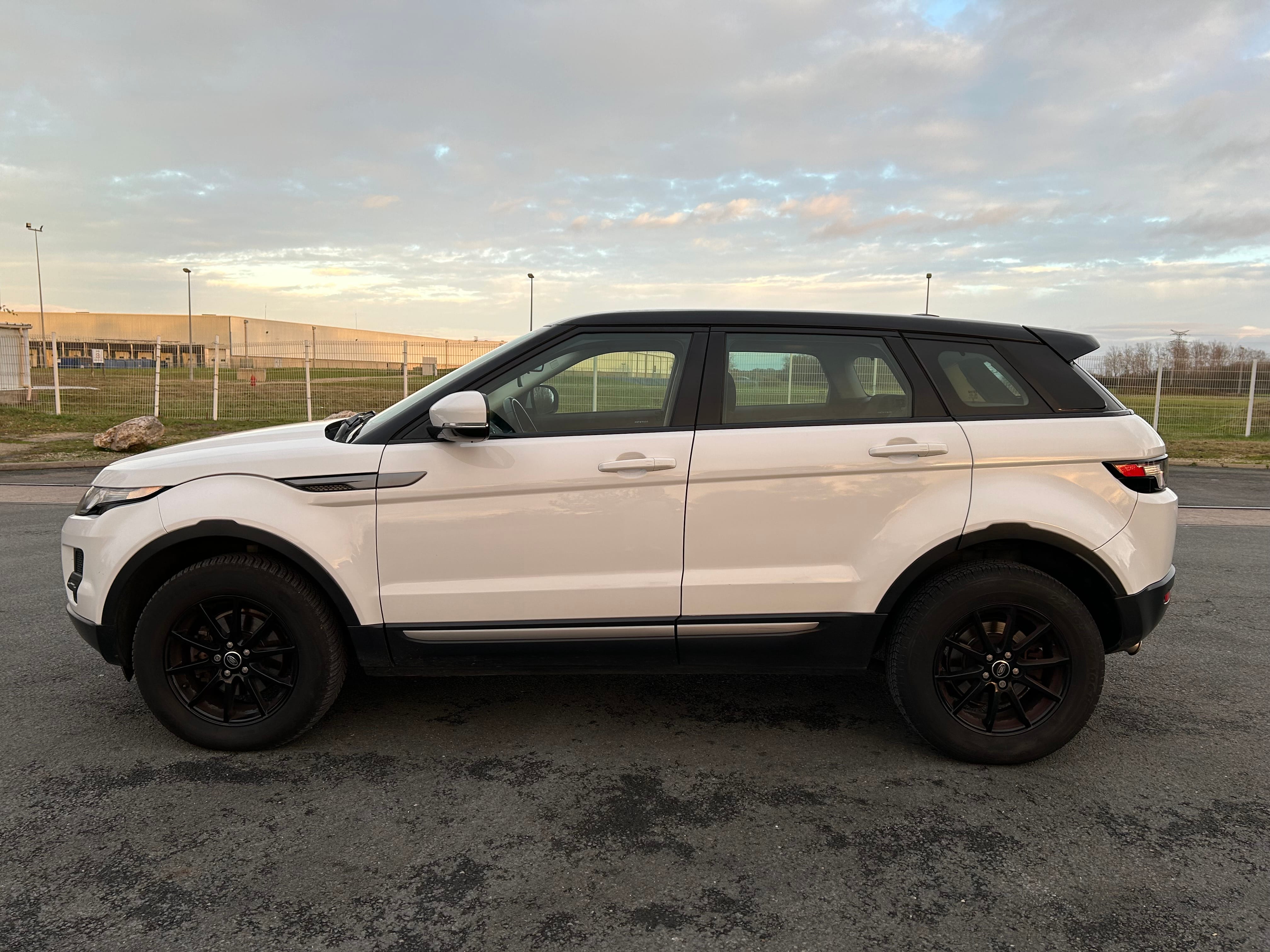 Land-Rover Range Rover Evoque avec Climatisation