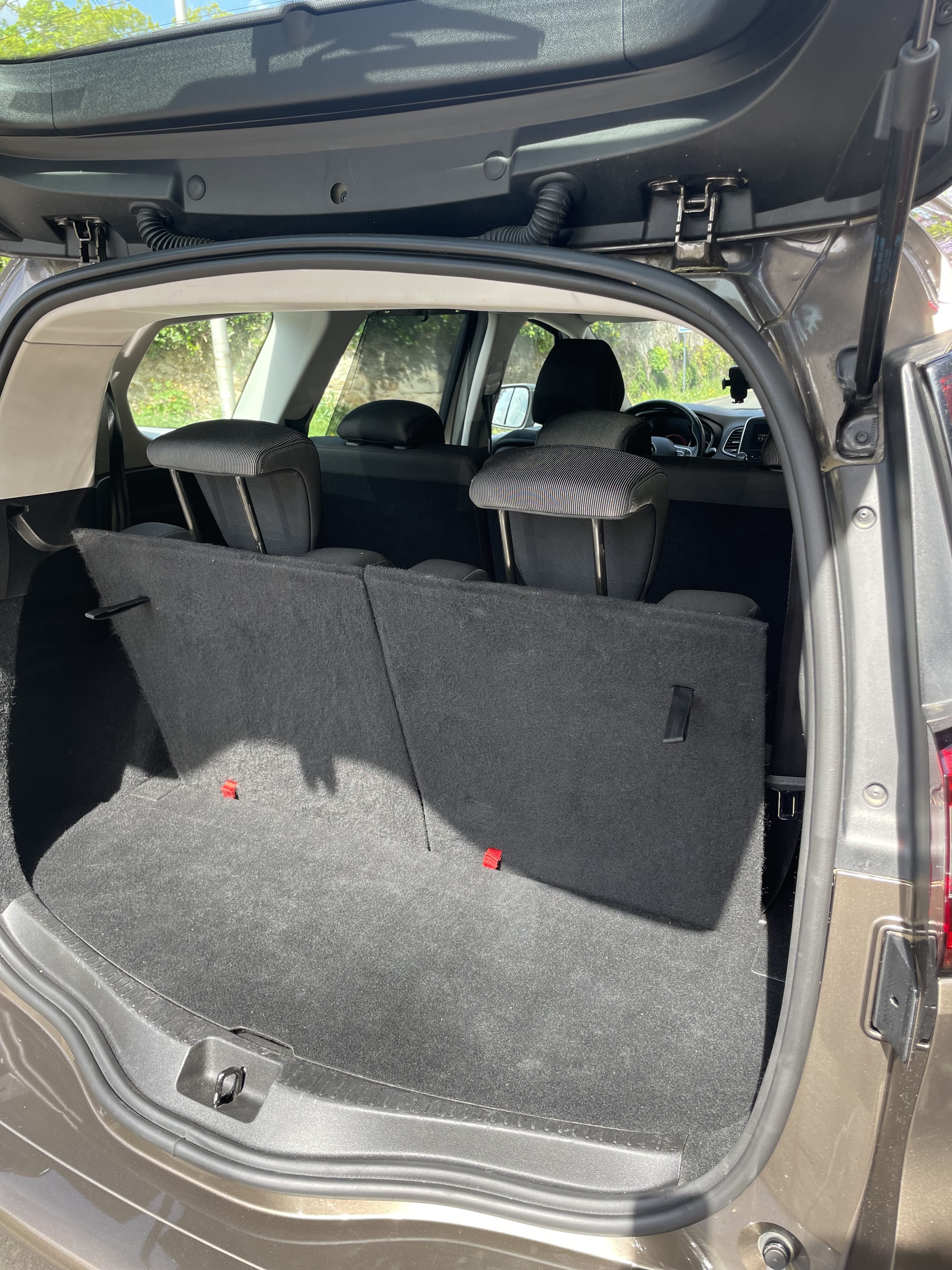 Renault Grand Scenic avec Siège bébé