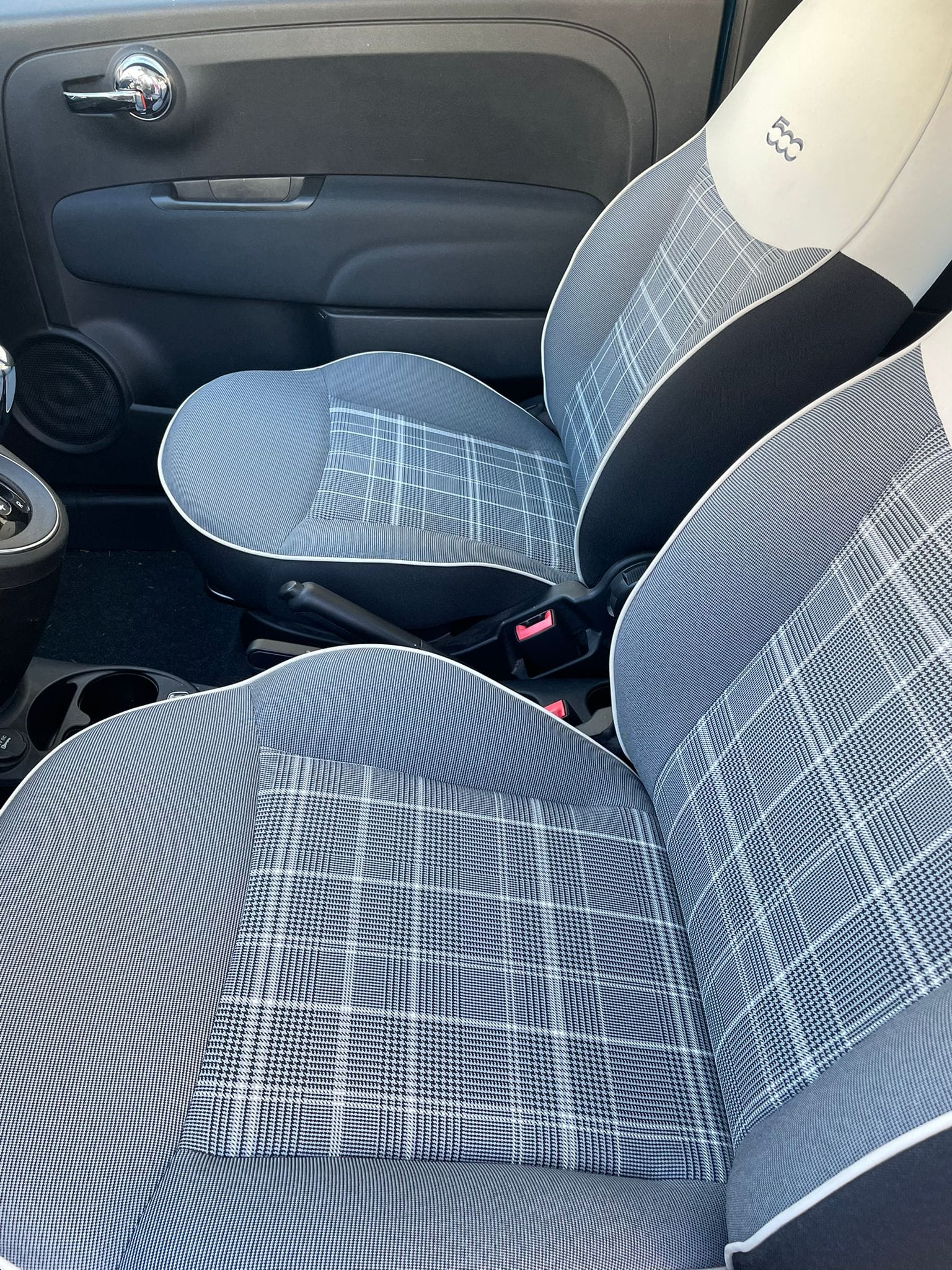 Fiat 500 avec Entrée audio / iPod