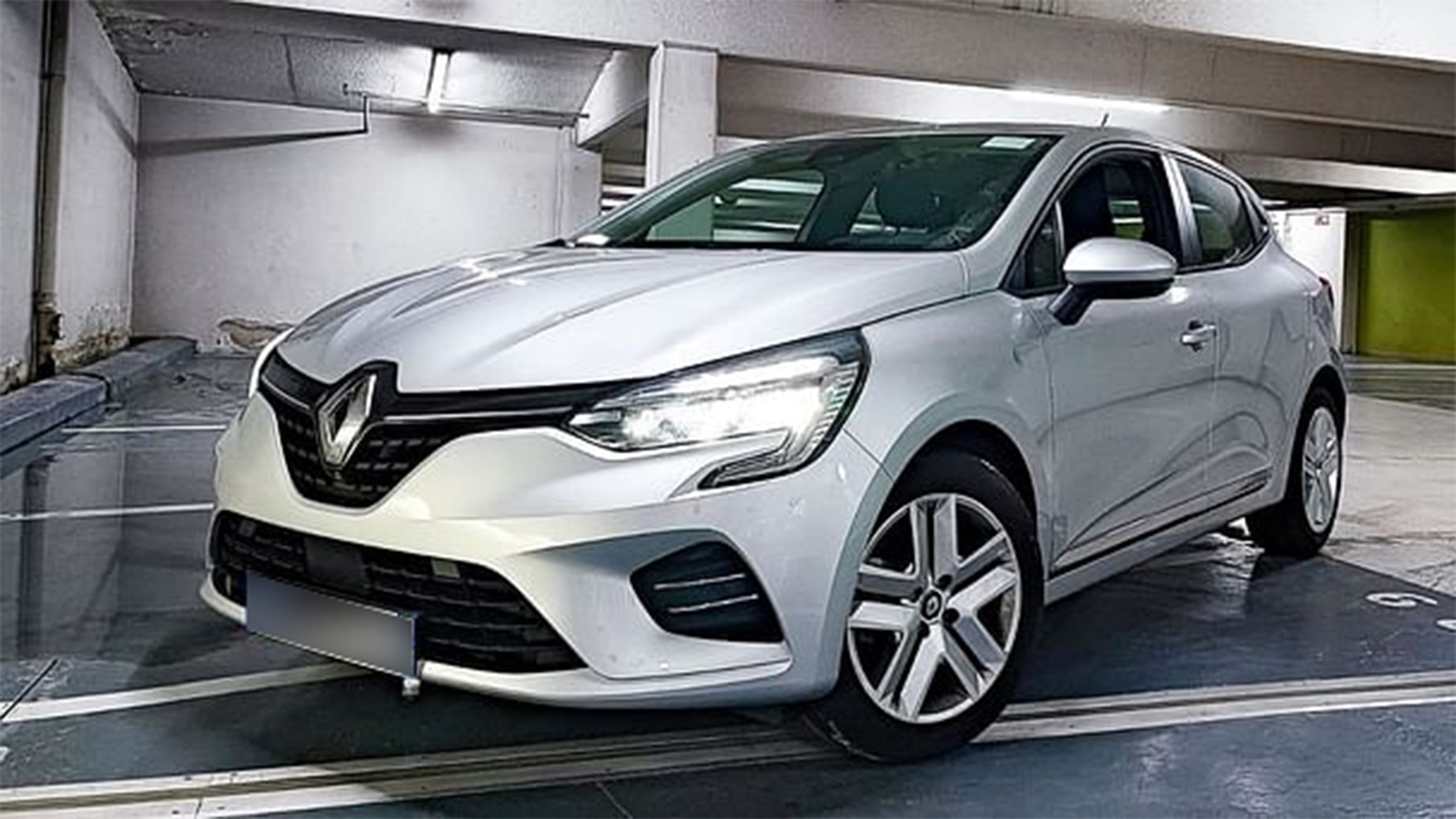 Renault Clio, 2021, Essence 95