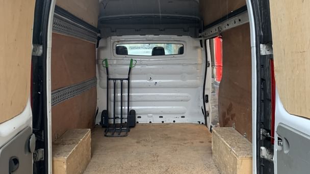 Renault Trafic DCI 9m3 L2H2 avec diable