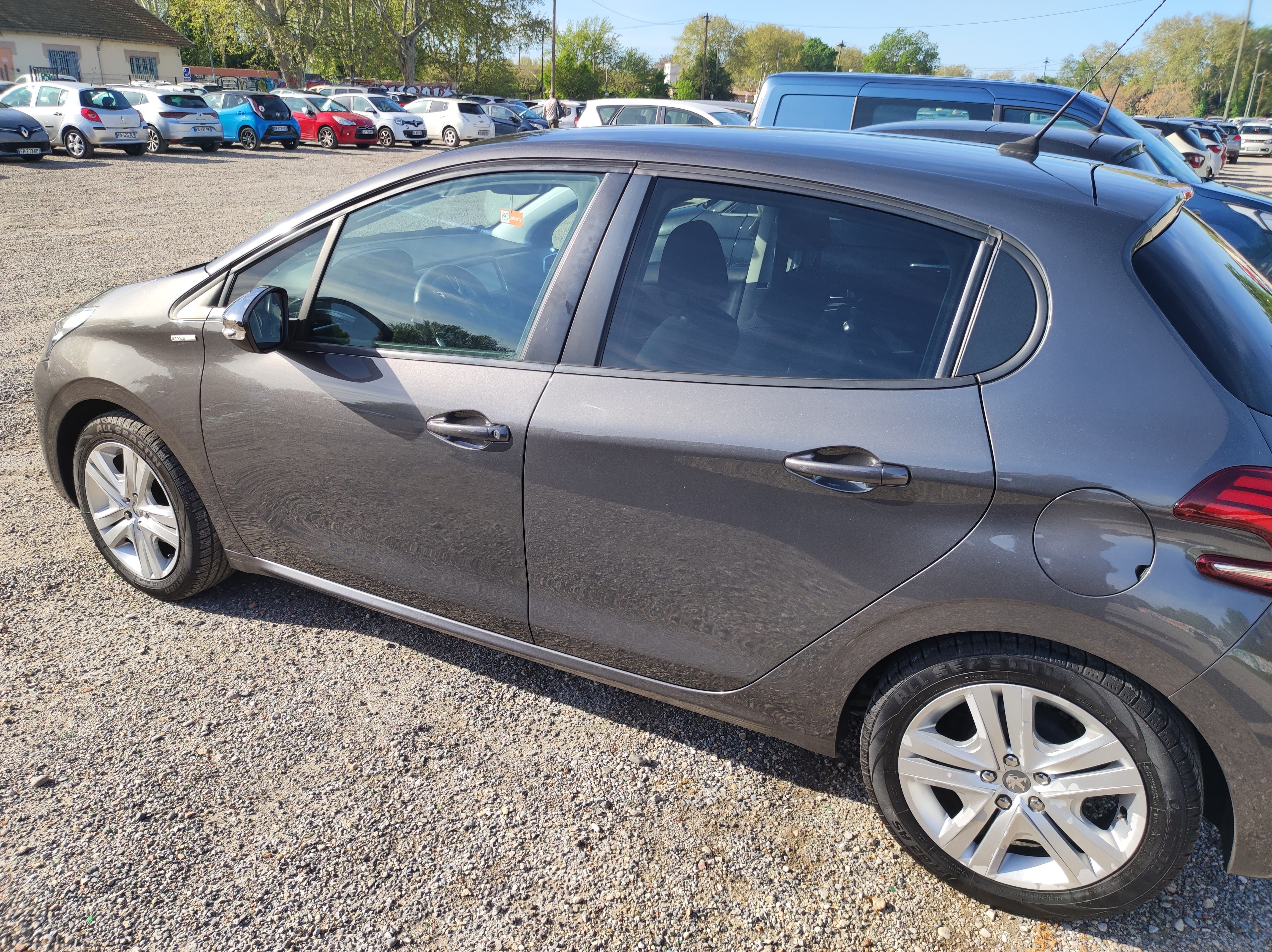 Peugeot 208 met Airco