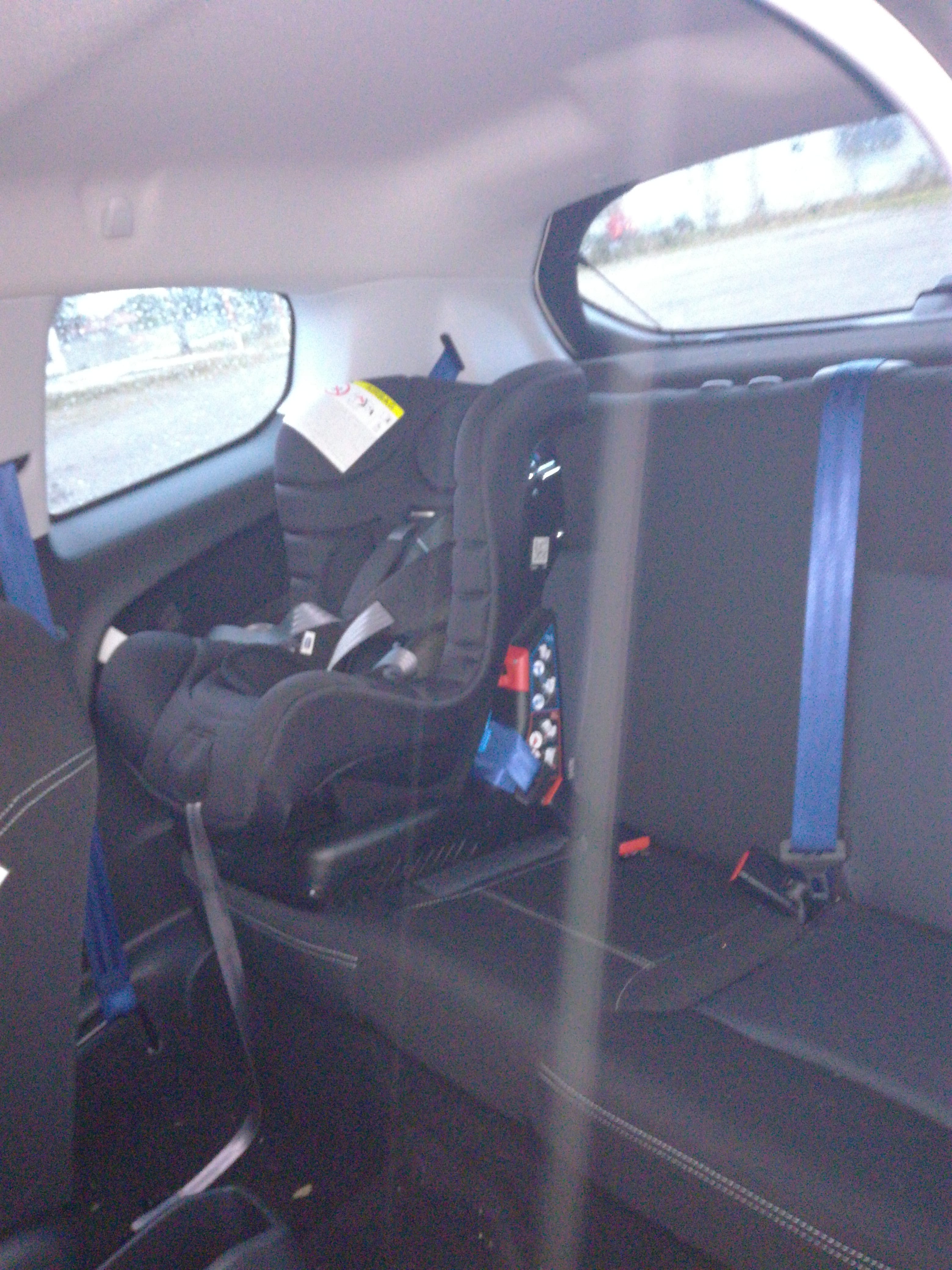 Peugeot 208 avec Chaines