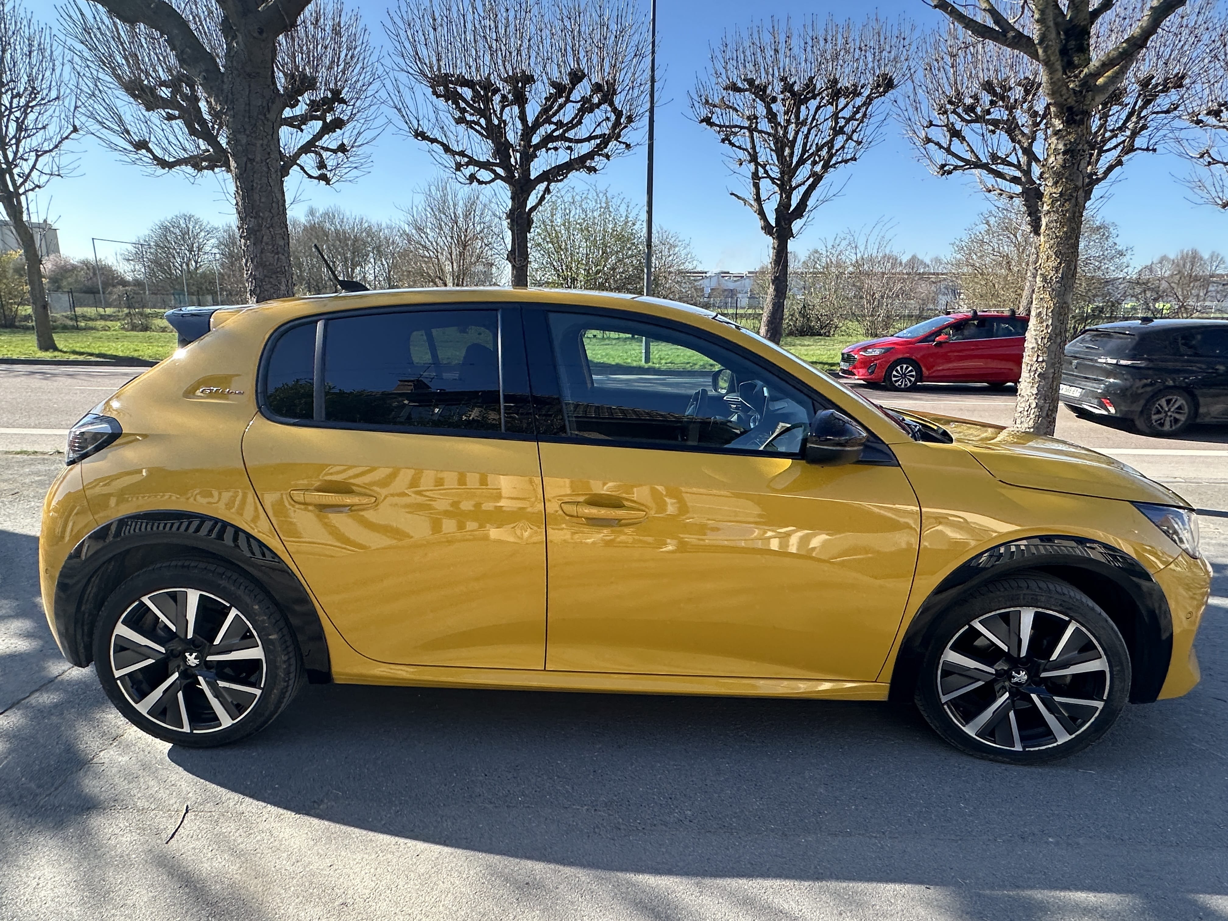 Peugeot 208 avec Climatisation