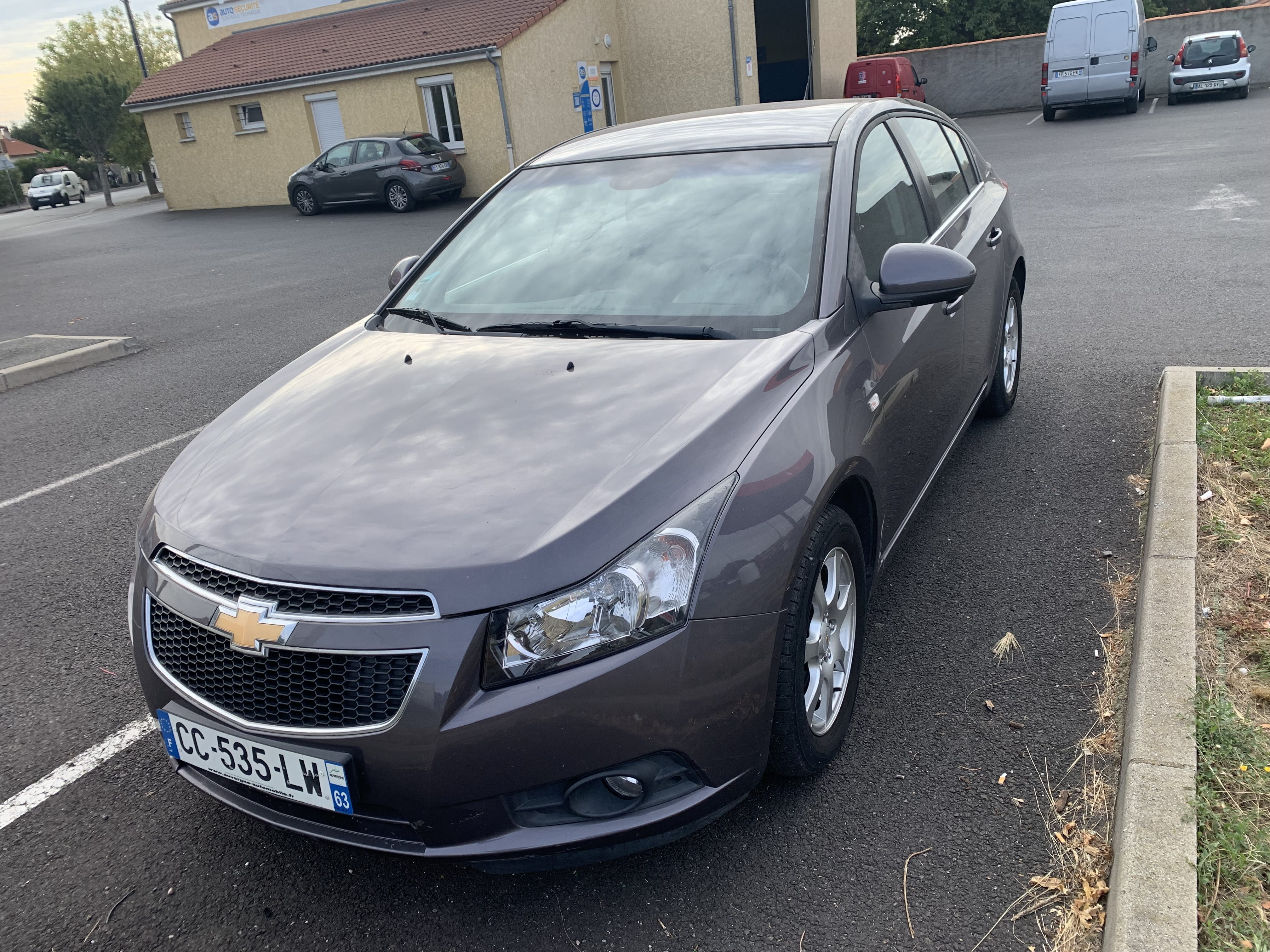 Chevrolet Cruze avec Climatisation