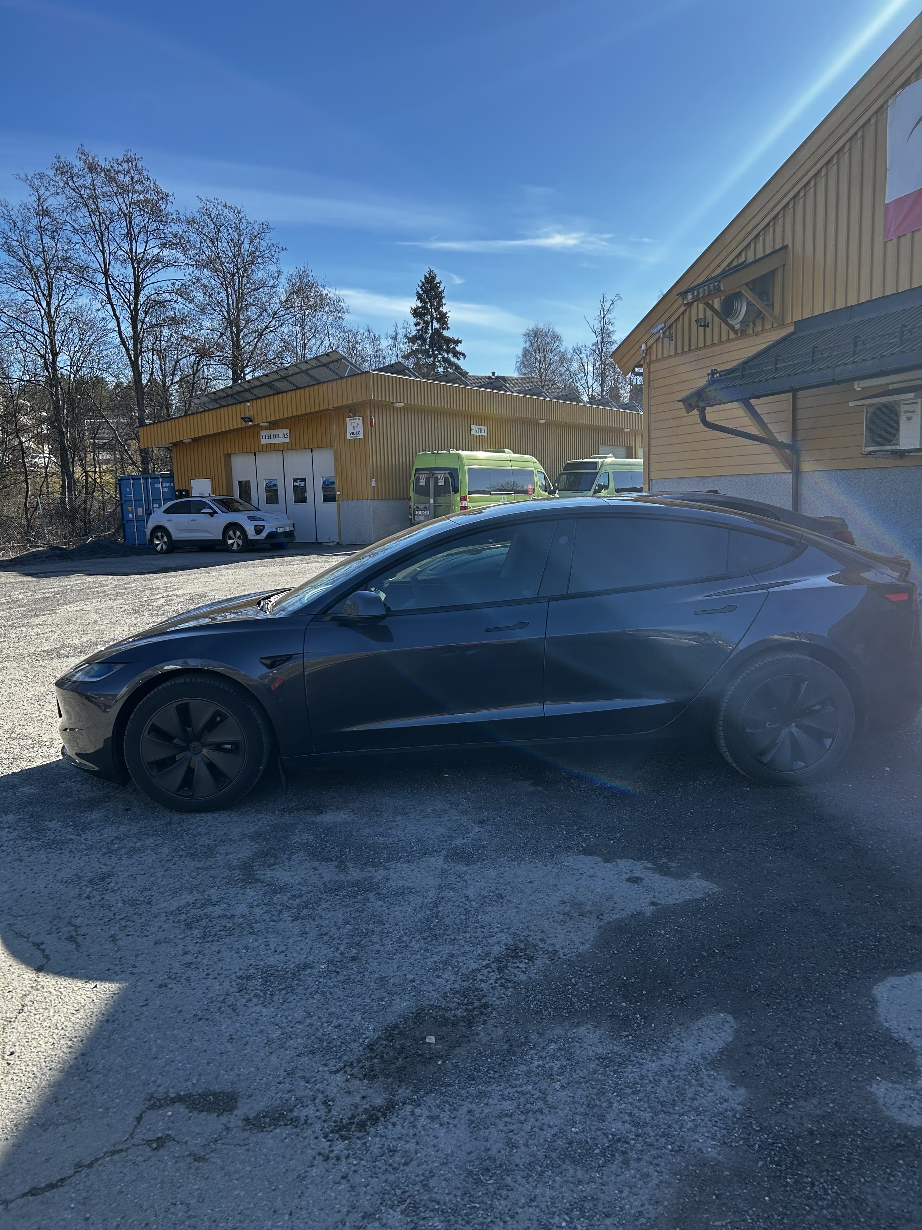Tesla Model 3 Long Range med Aircondition