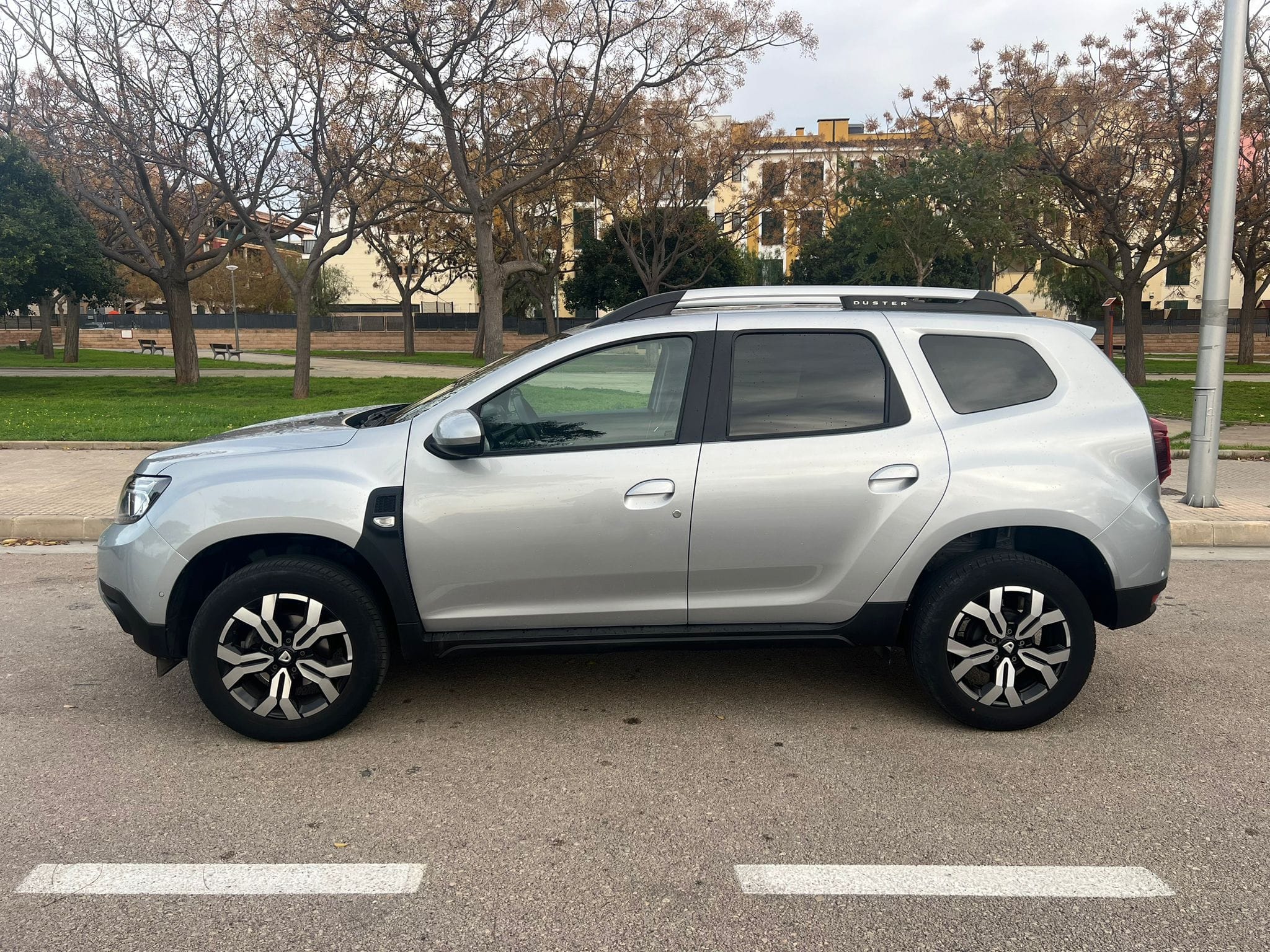 Dacia Duster med Aircondition