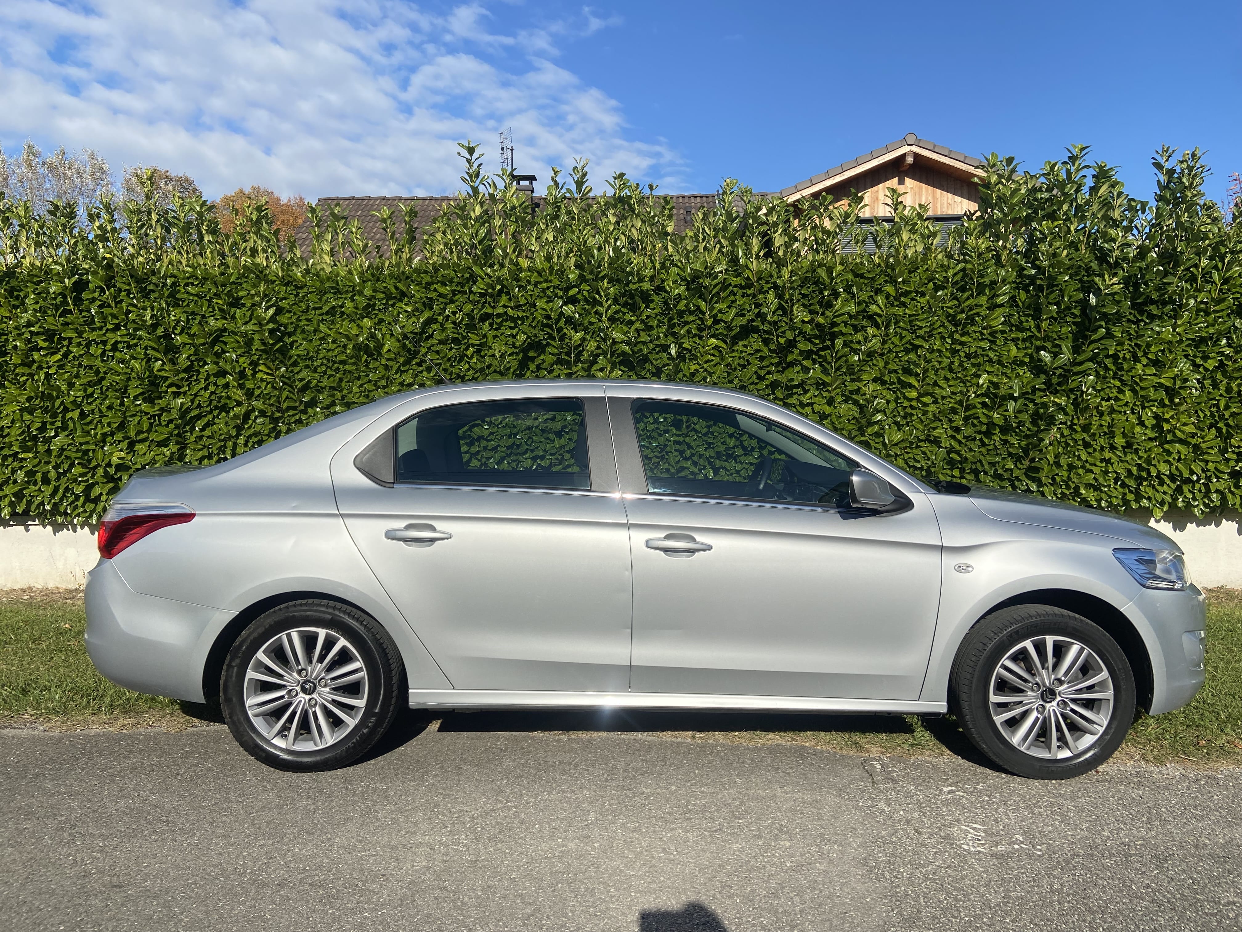 Citroen C-Elysée avec Climatisation