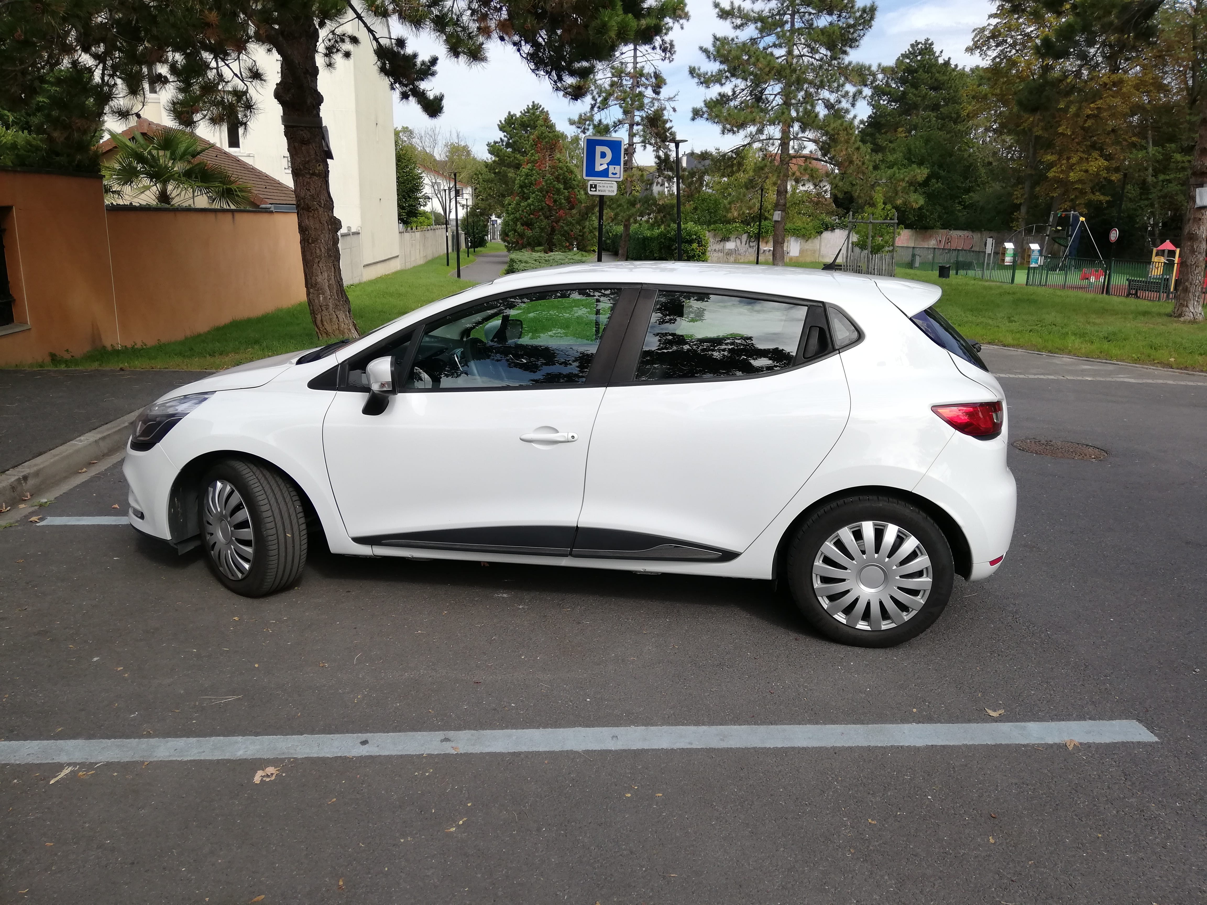 Renault Clio avec Climatisation