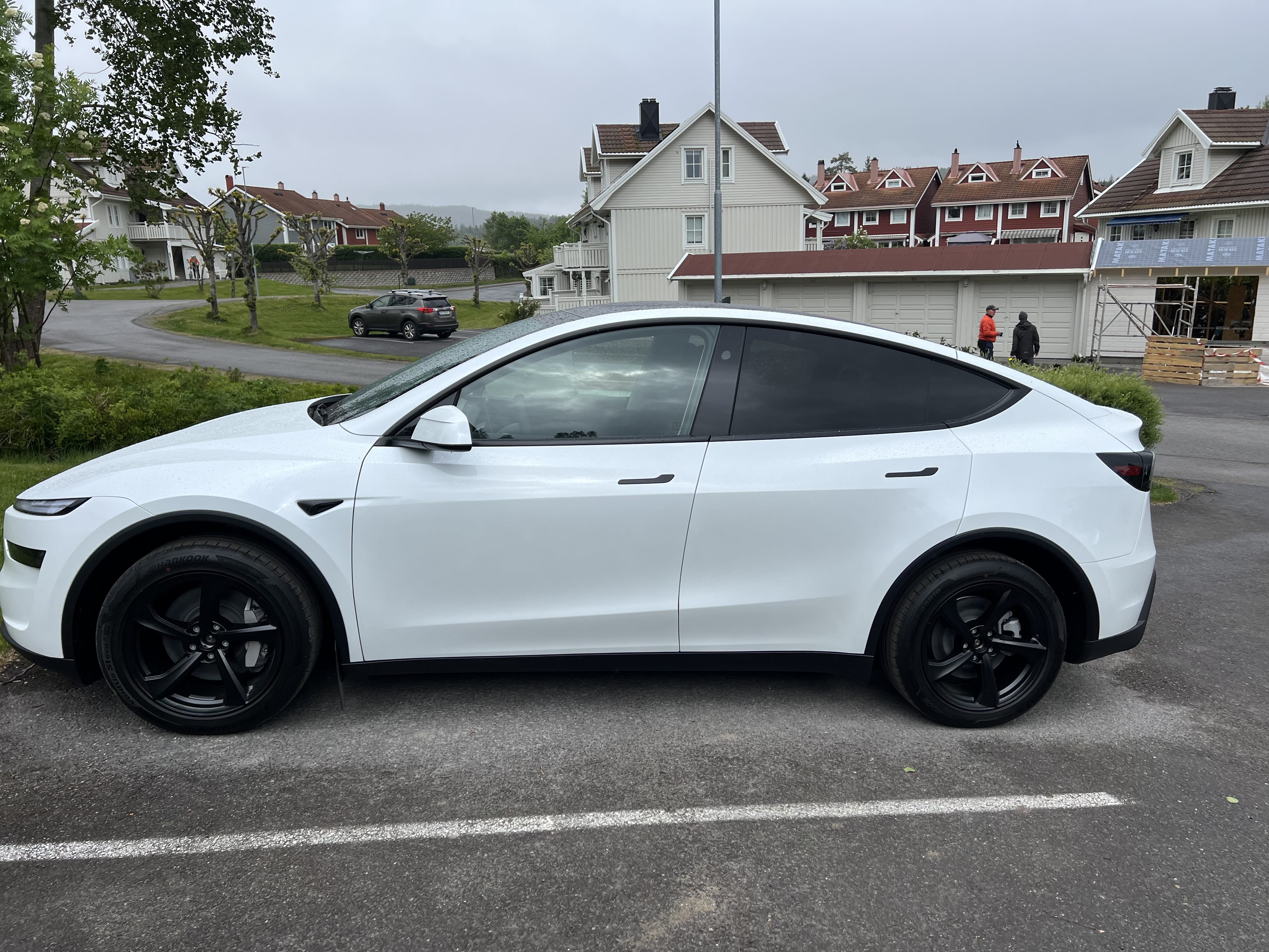 Tesla Model Y Long Range med Aircondition
