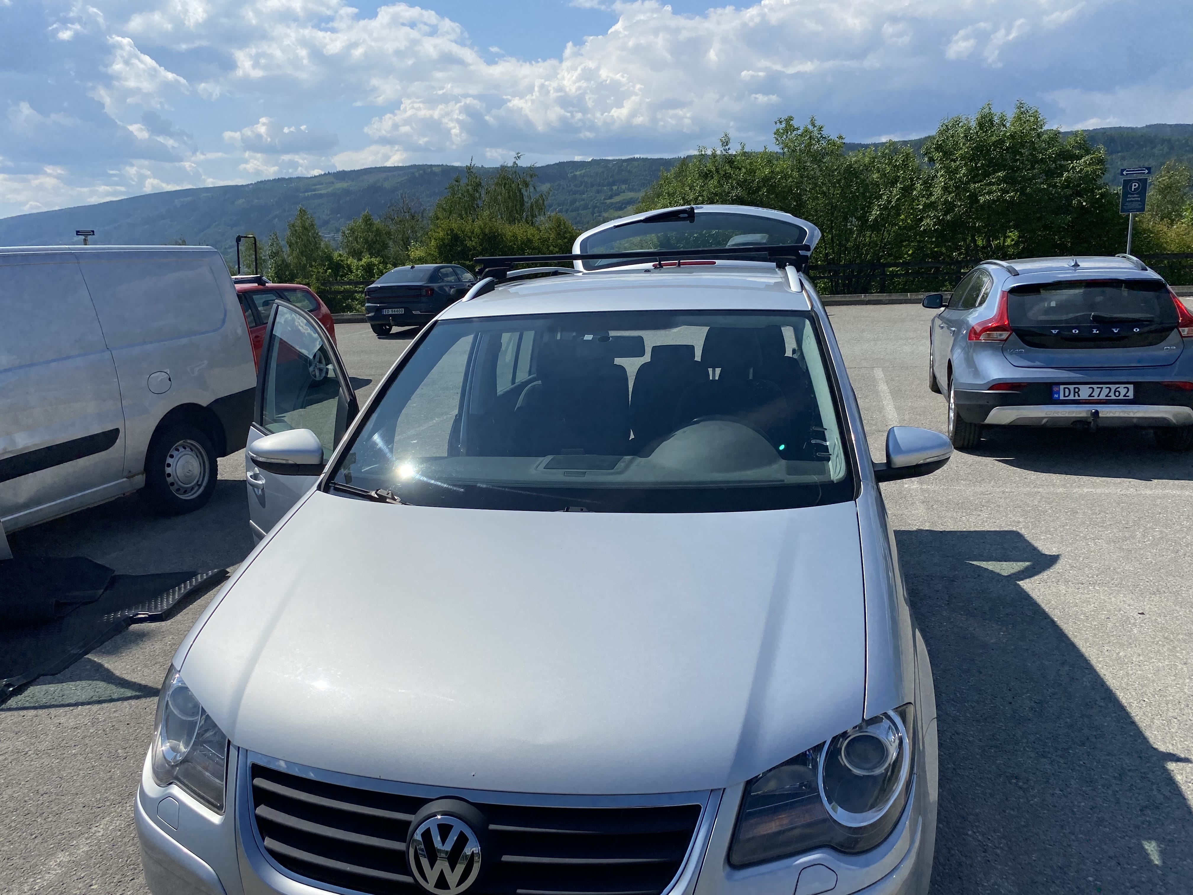 Volkswagen Touran 1,9 D, 2010, Diesel, automatisk