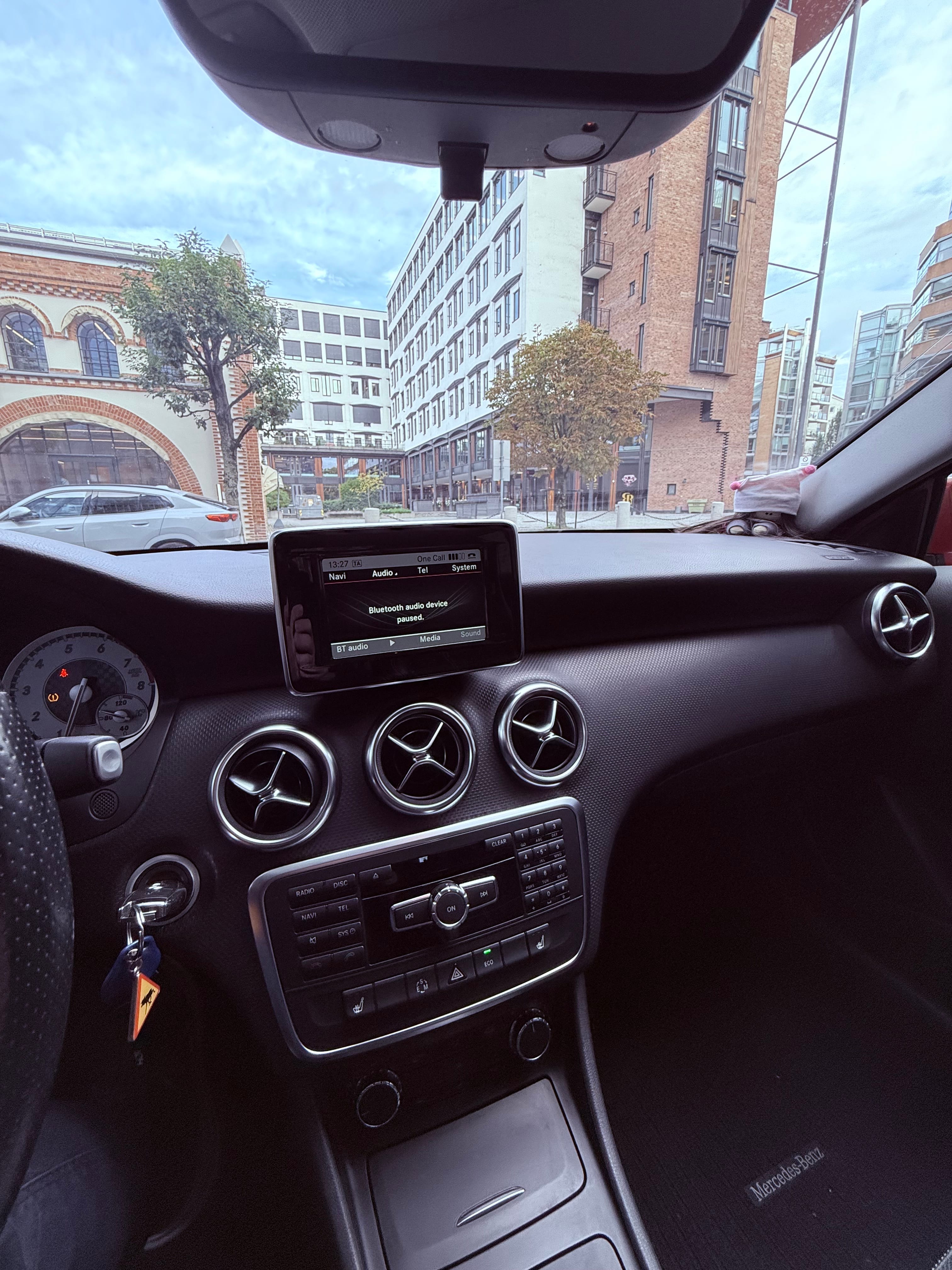 Mercedes-Benz A-Klasse 180 mit Bluetooth-Audio