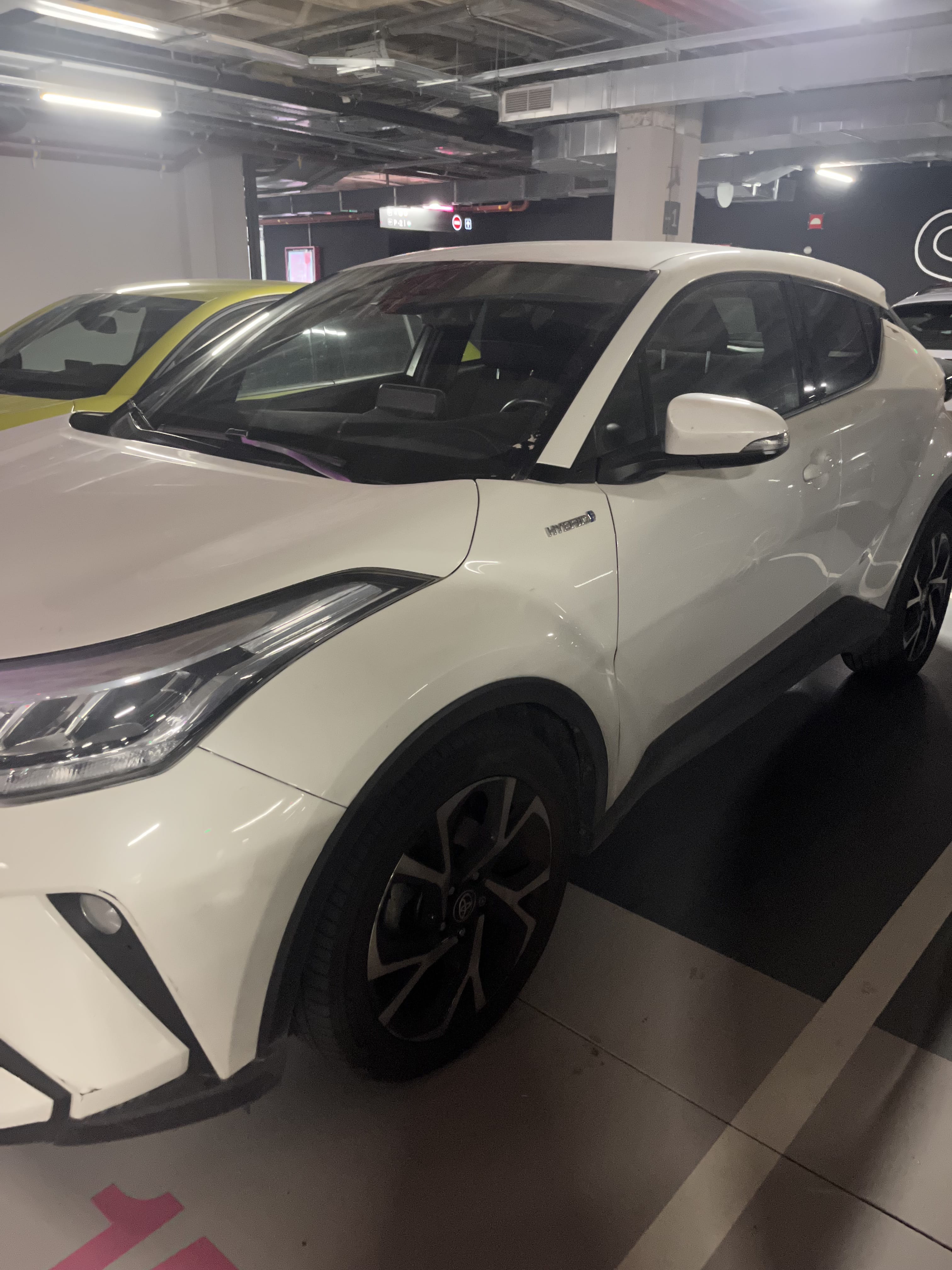 Toyota C-HR Hybrid con Aire acondicionado