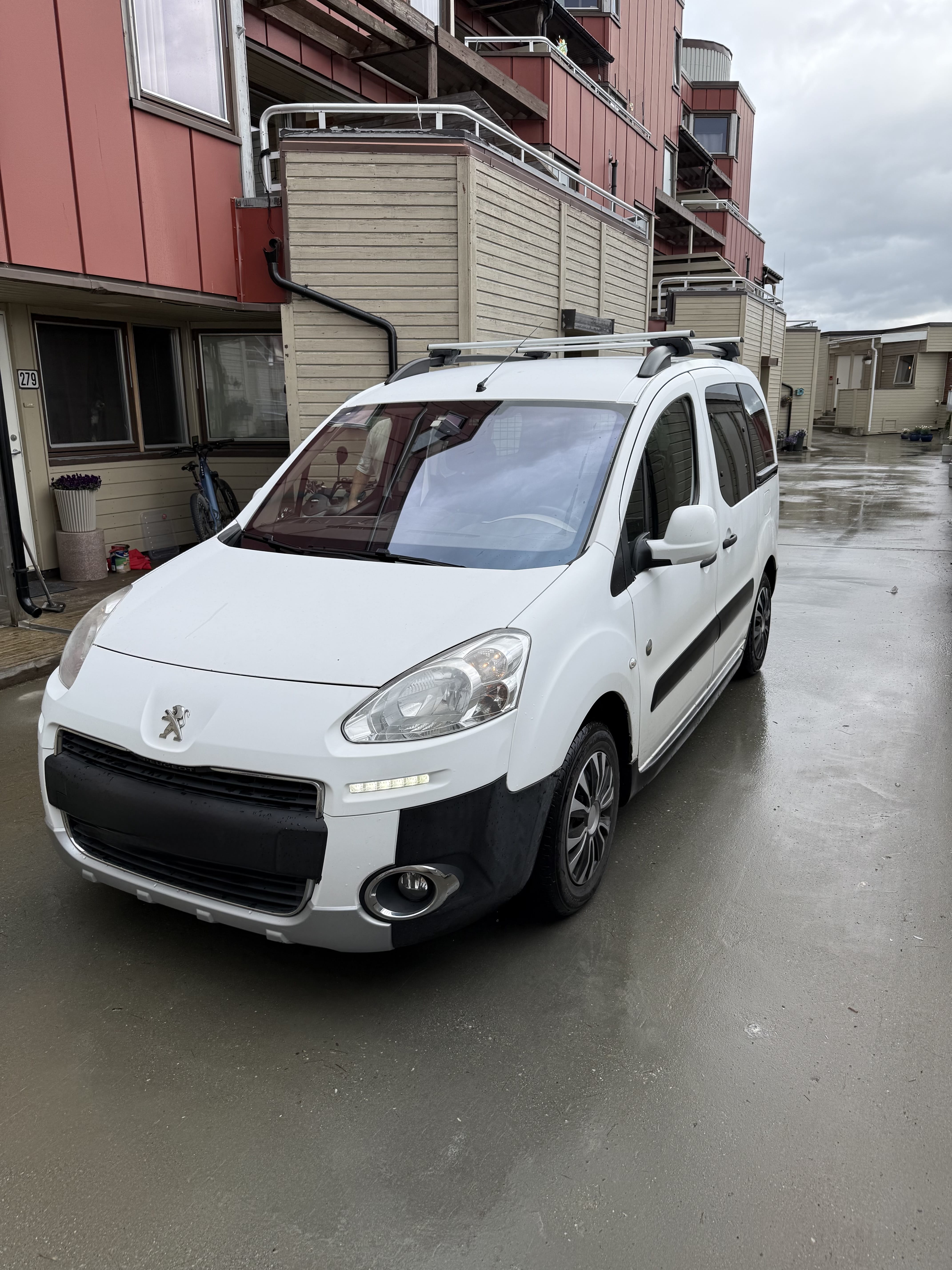 Peugeot Partner Tepee, 2014, Diesel, automatisk