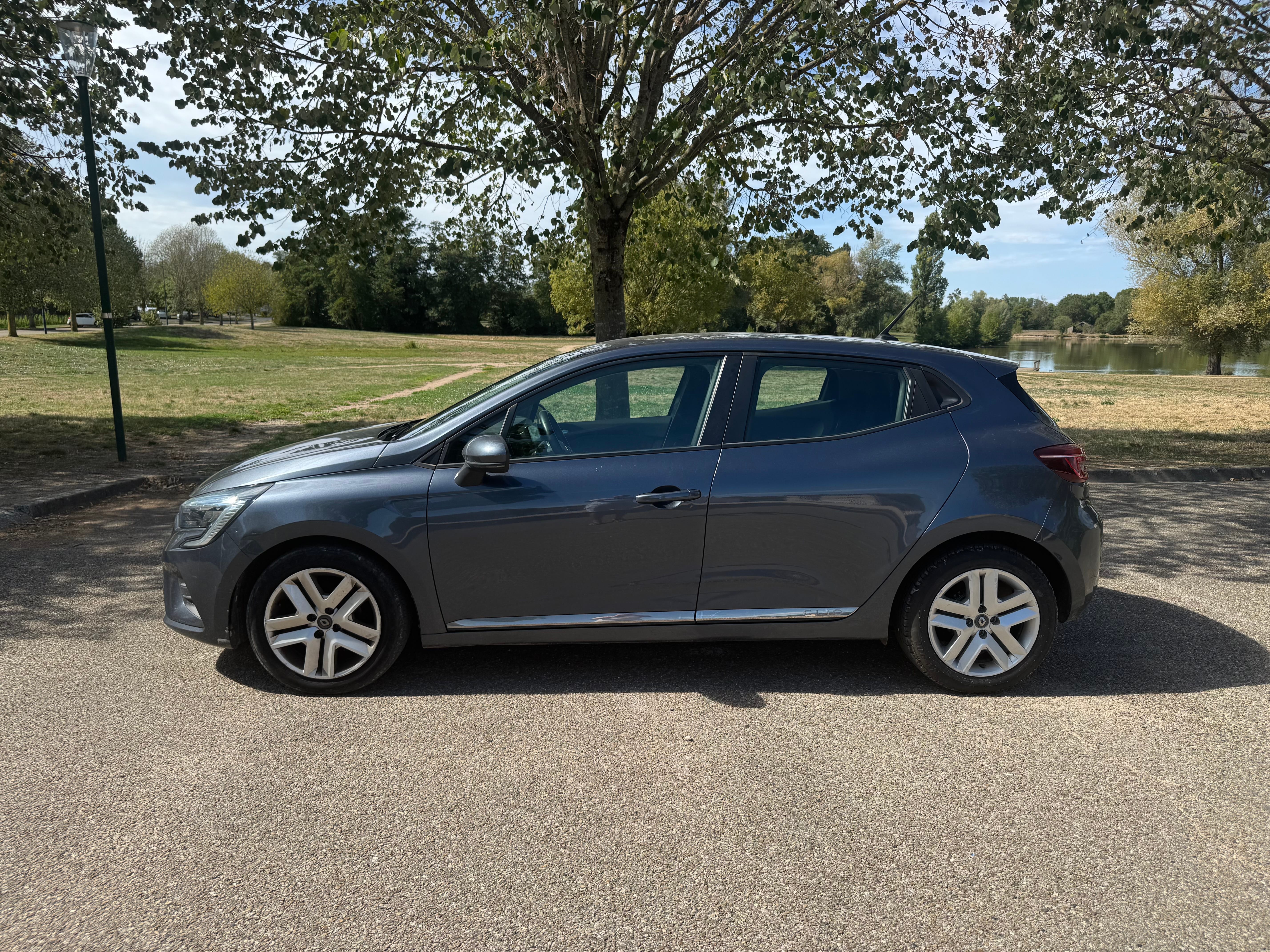 Renault Clio 1.0 tce avec Climatisation