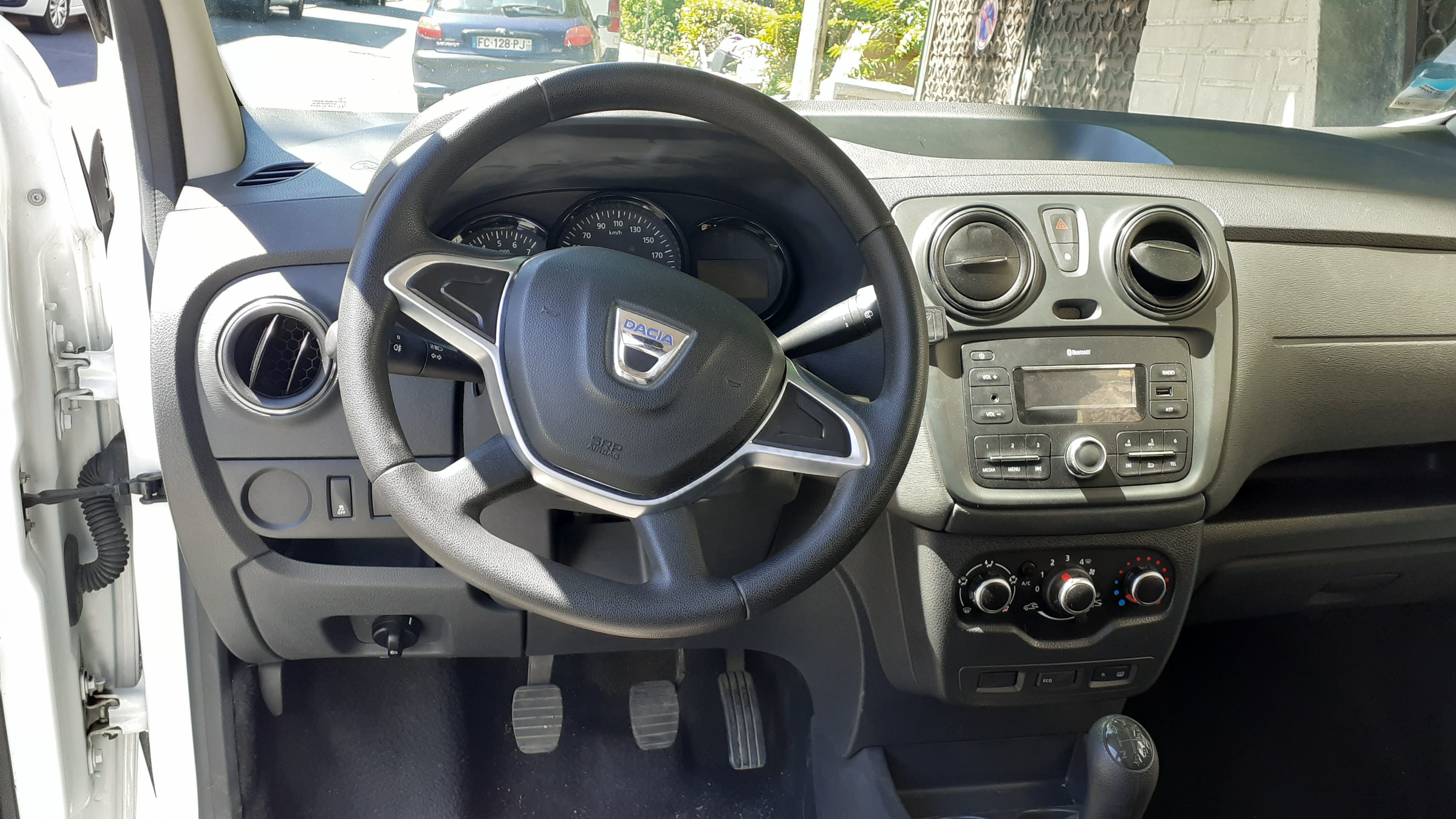Dacia Lodgy 7 places blanc