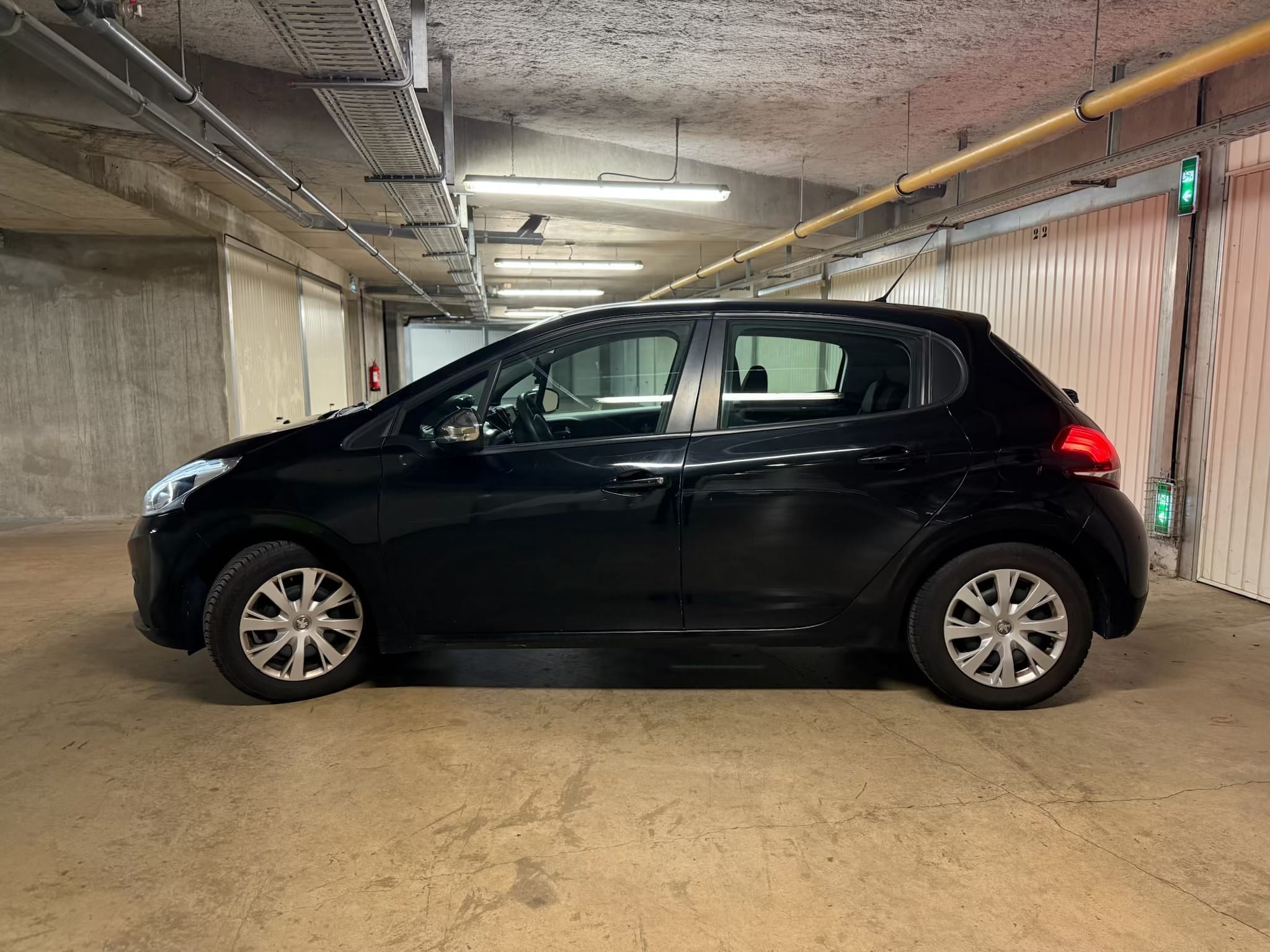 Peugeot 208 avec Climatisation