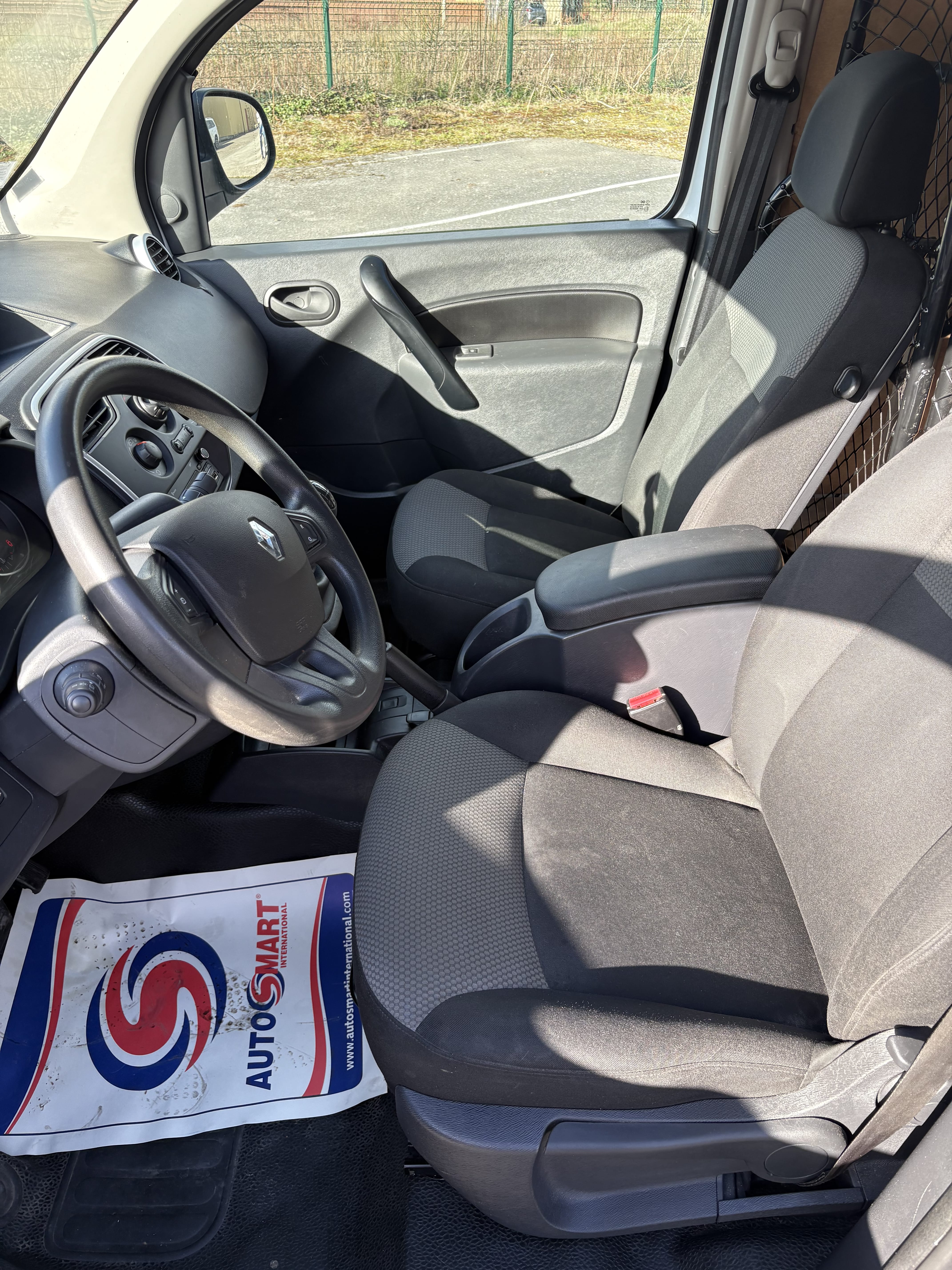 Renault Kangoo Fourgon Compact 1.5 dci75 FH235KA