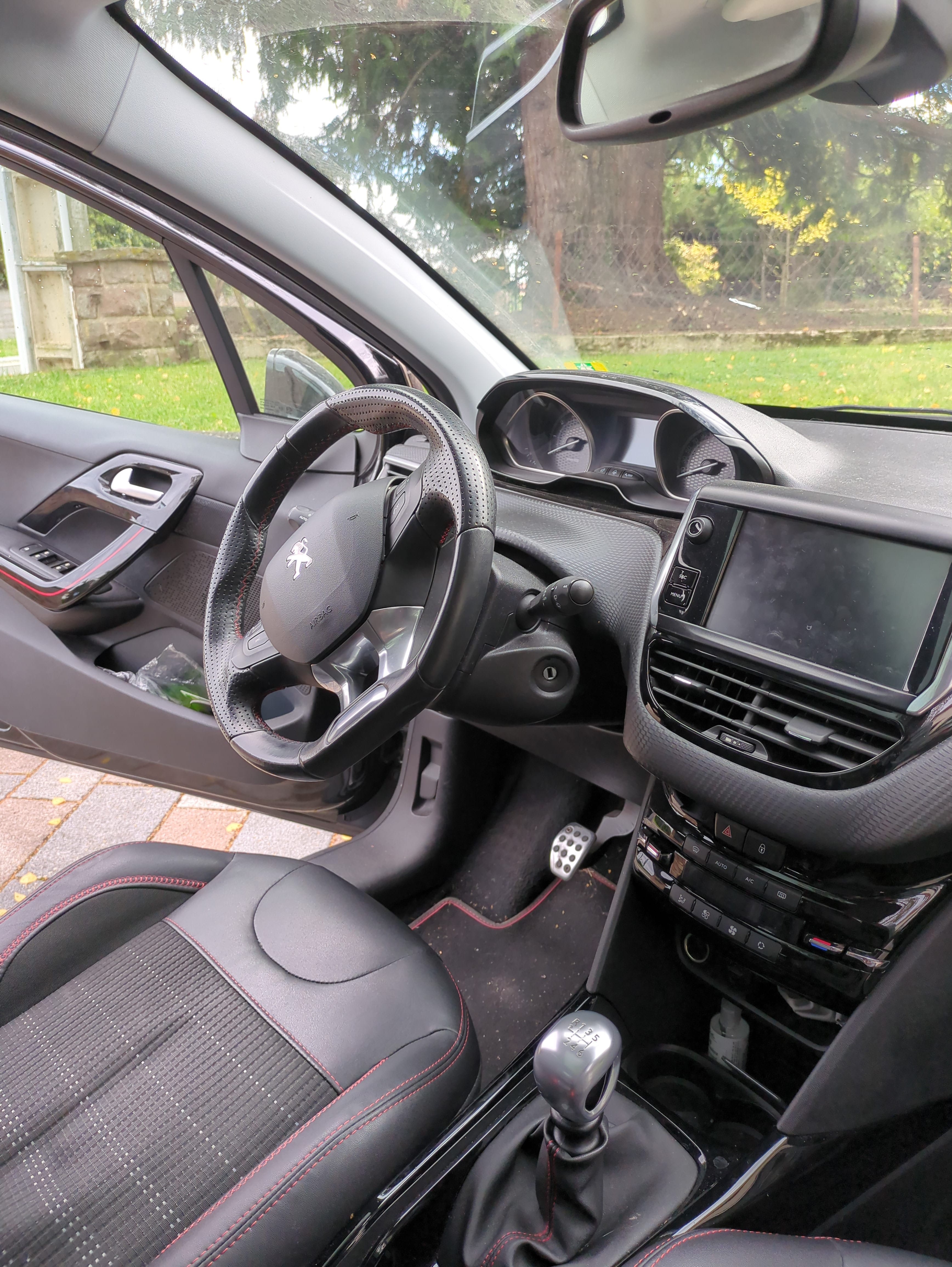 Peugeot 2008 avec Apple CarPlay