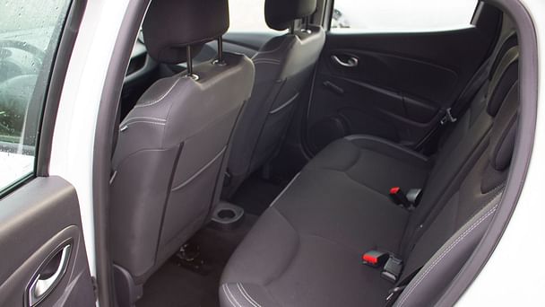 Renault Clio 90CH - Clim - 5 portes - Proche gare avec Audio Bluetooth