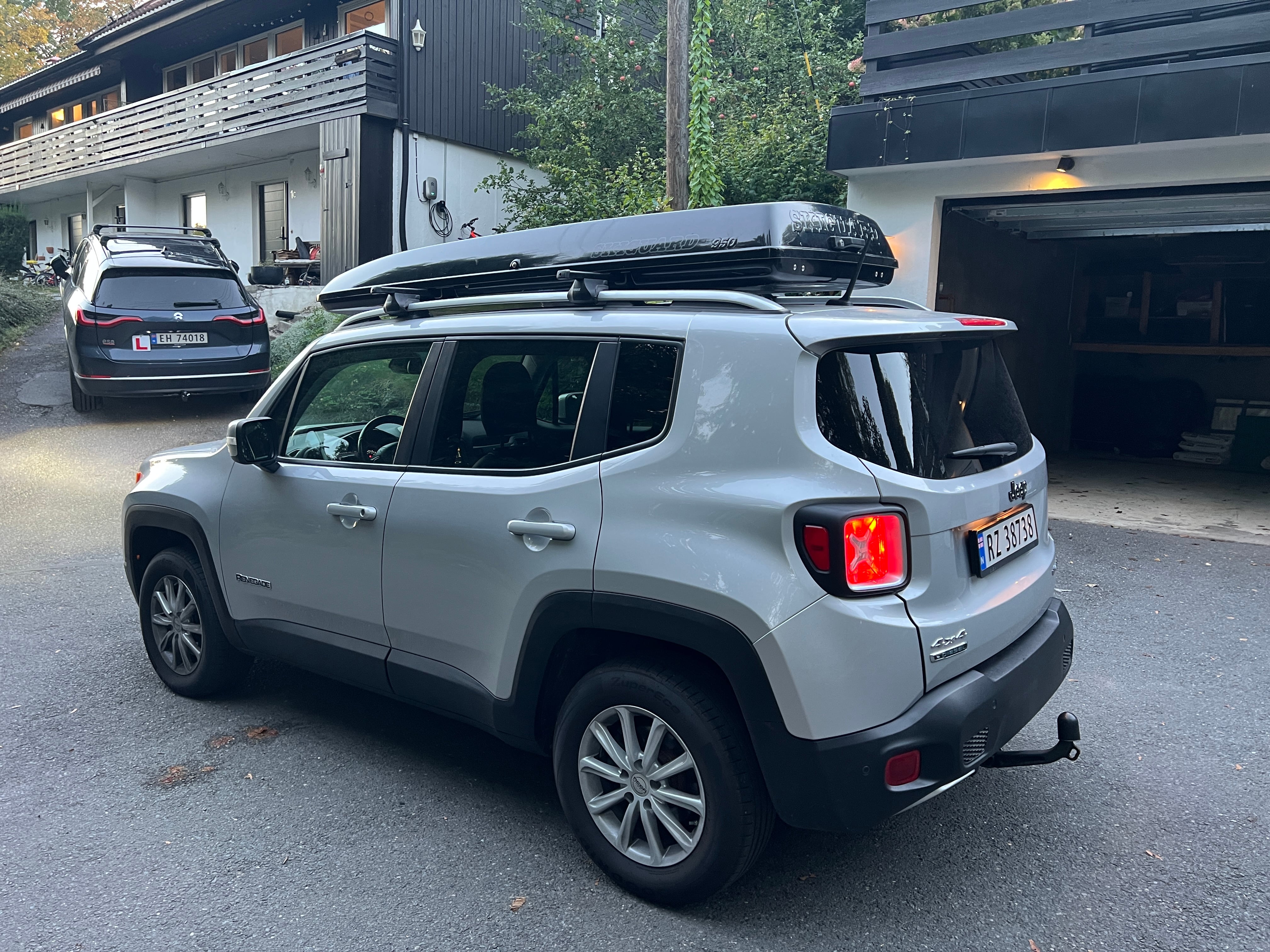 Jeep Renegade 2.0 MultiJet Diesel med USB ladeuttak
