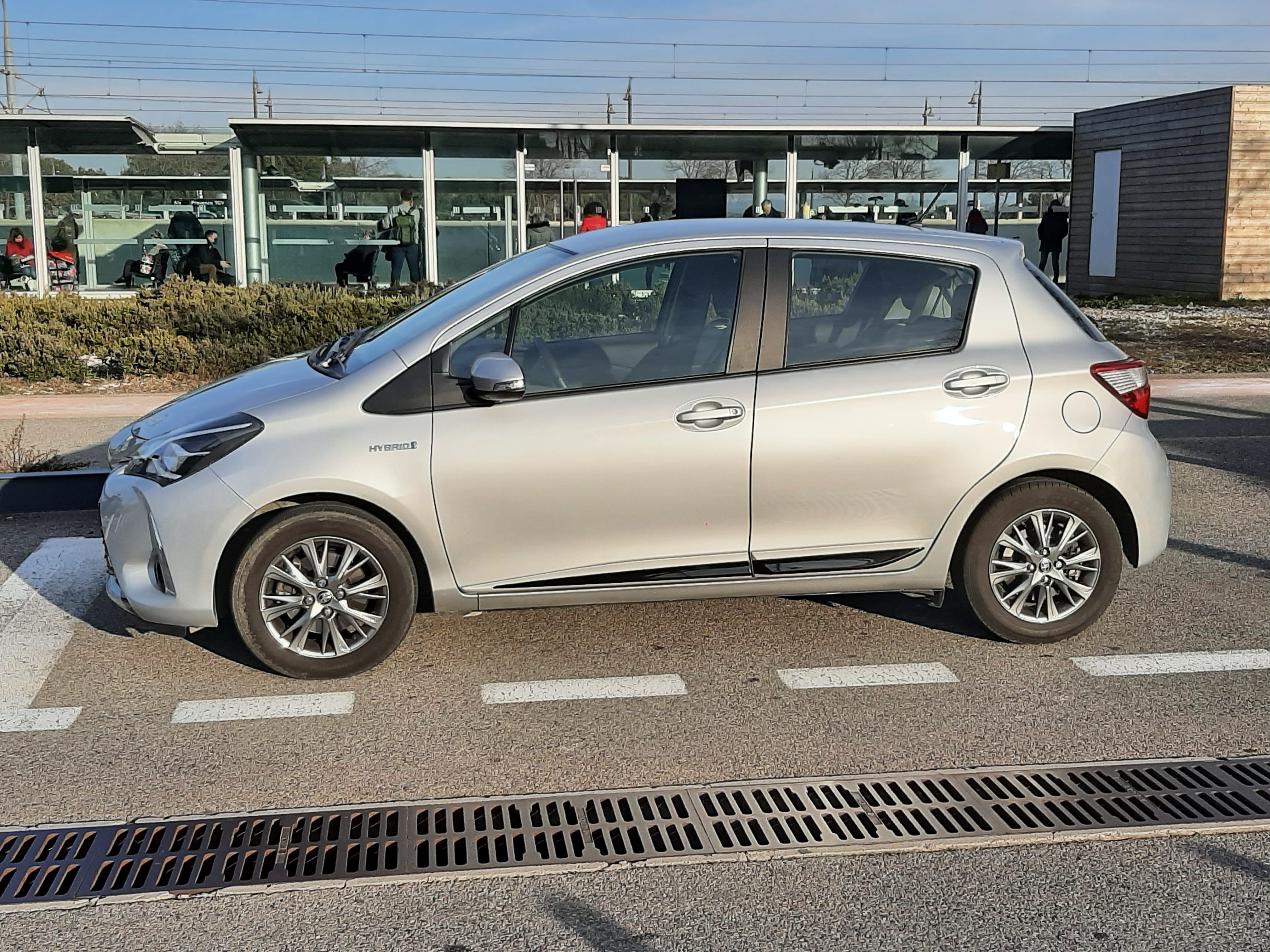 Toyota Yaris Hybride avec Climatisation