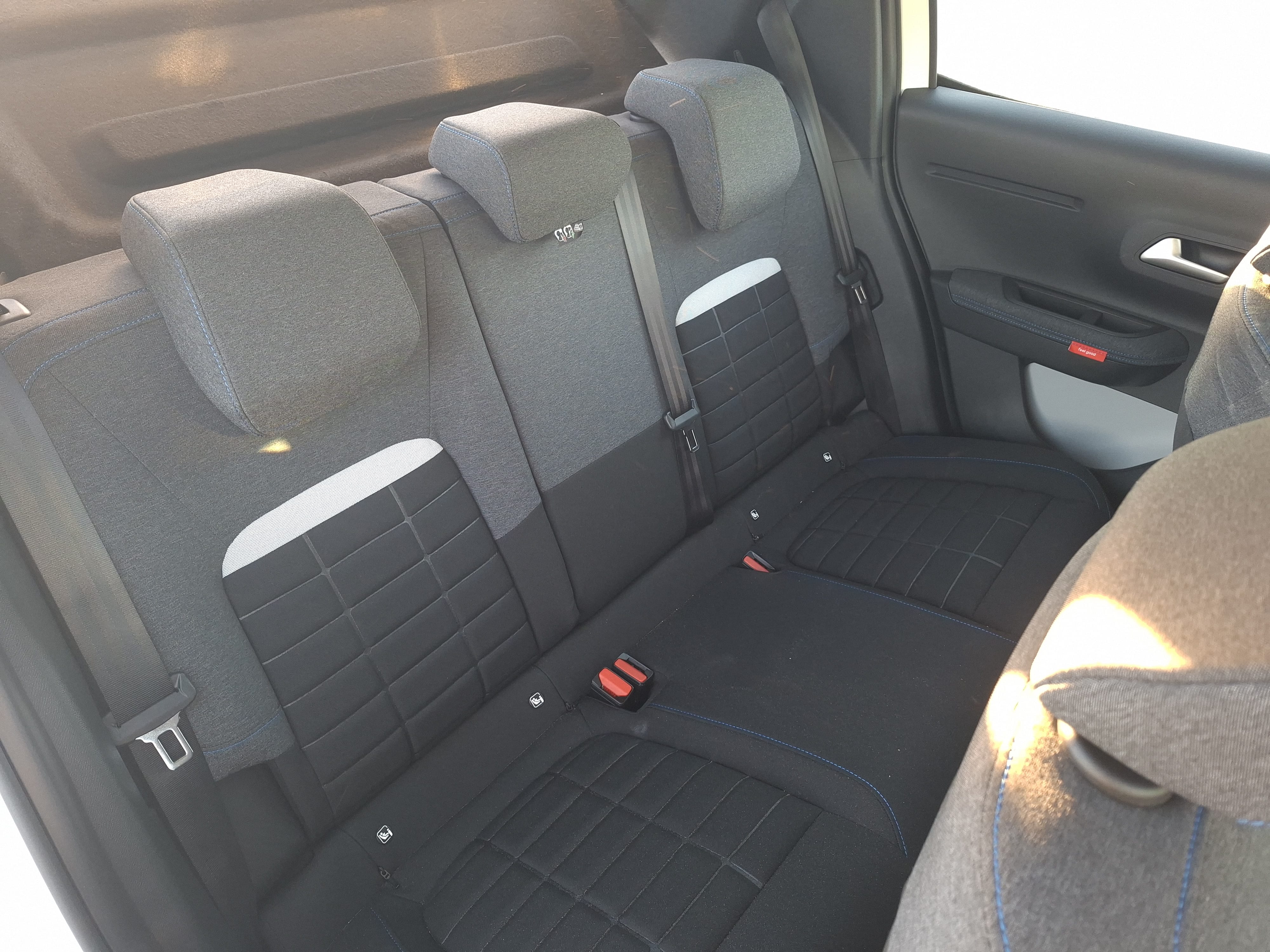 Citroen C3 Business 100CV Gasolina - 5 puertas - 7561NGN con Audio Bluetooth