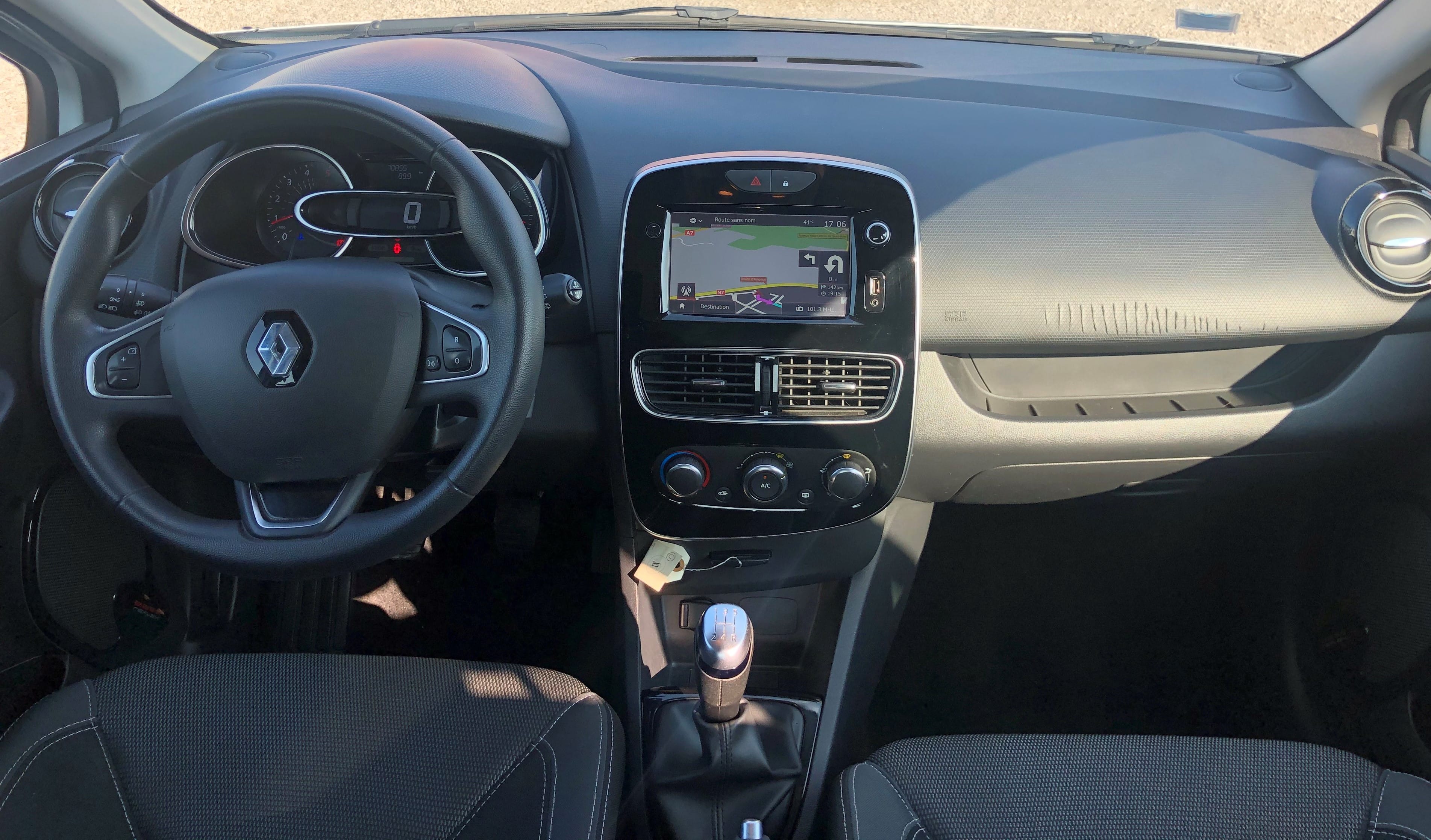 Renault Clio TCE 100 avec GPS