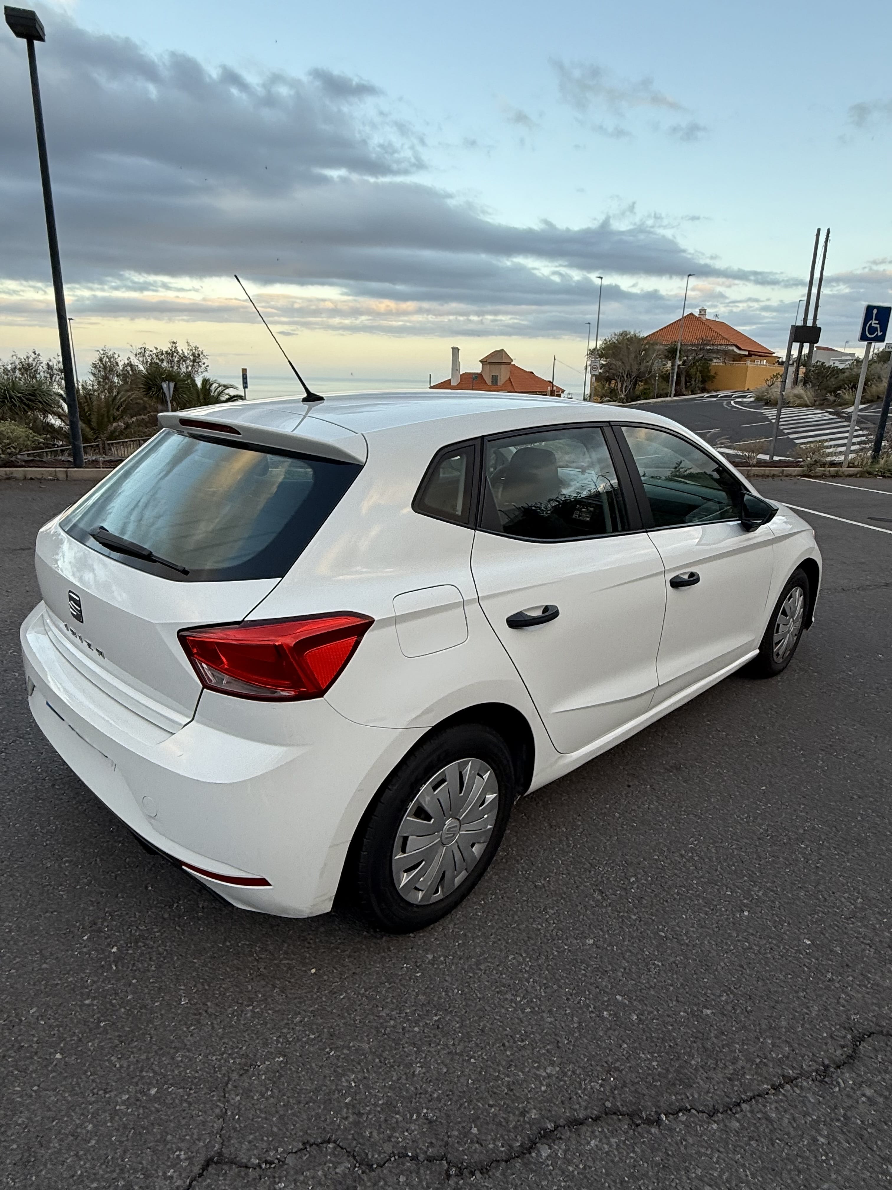 Seat Ibiza 1.2 con Entrada de Audio/iPod