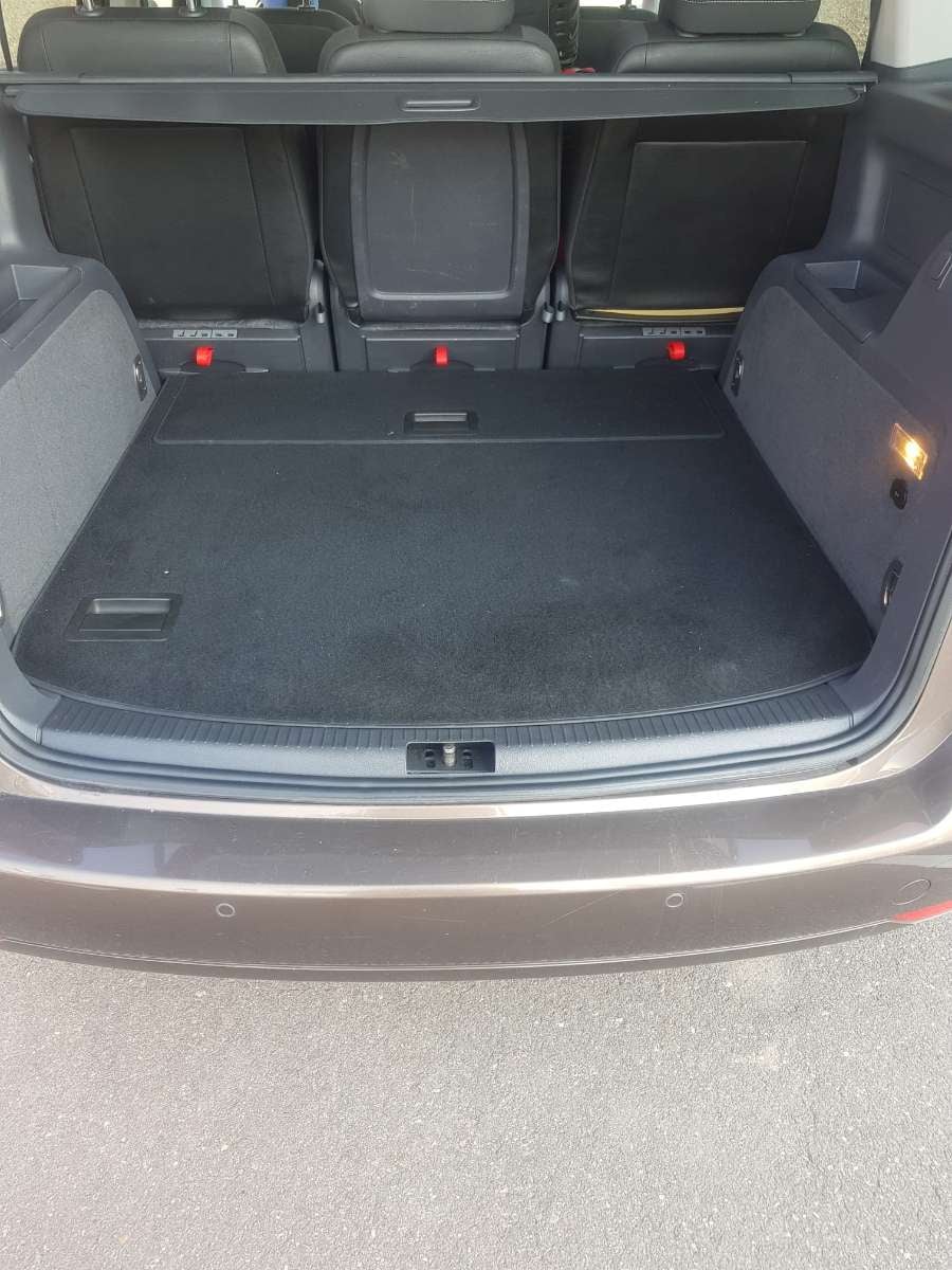 Volkswagen Touran con Puertos de carga USB