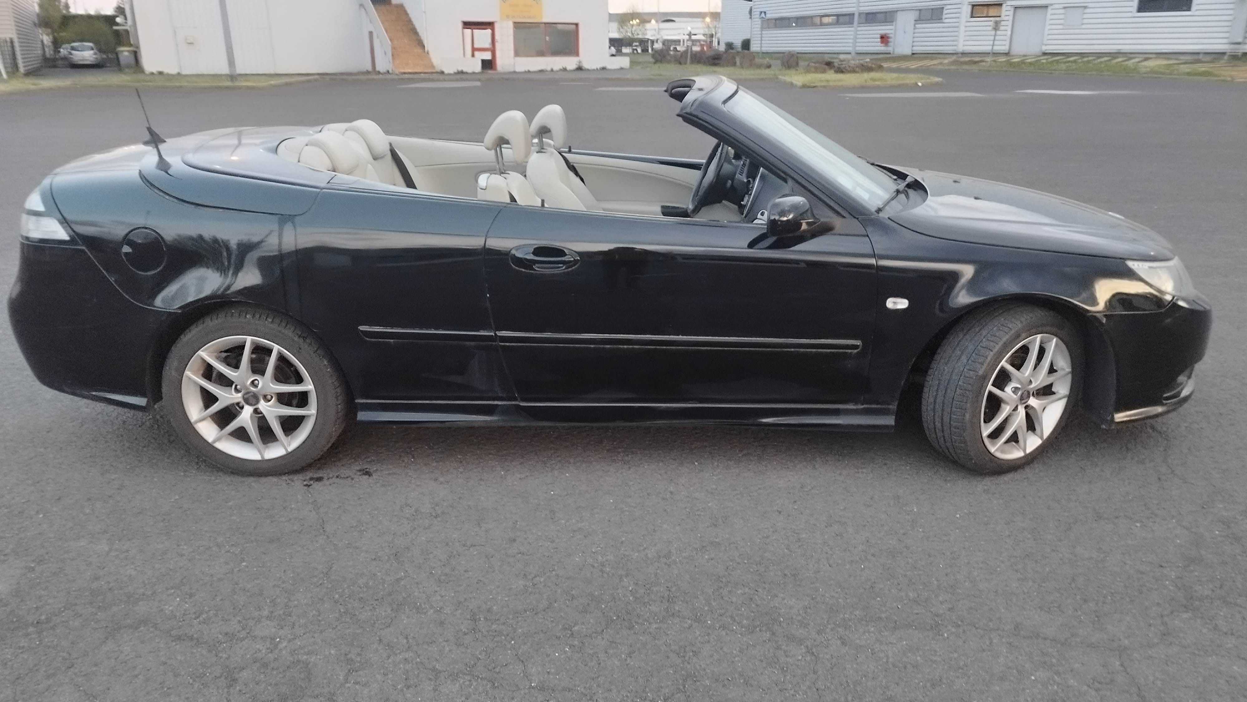 Saab 9-3 Cabriolet avec Climatisation