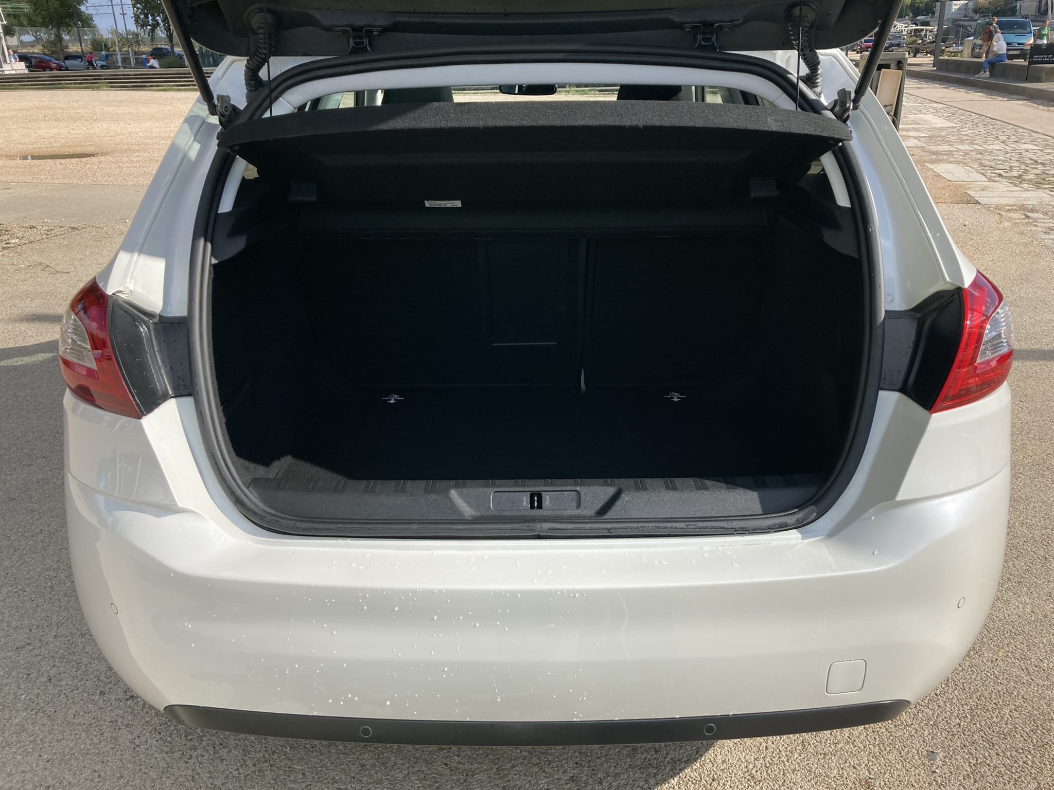 Peugeot 308 avec Pneus neige