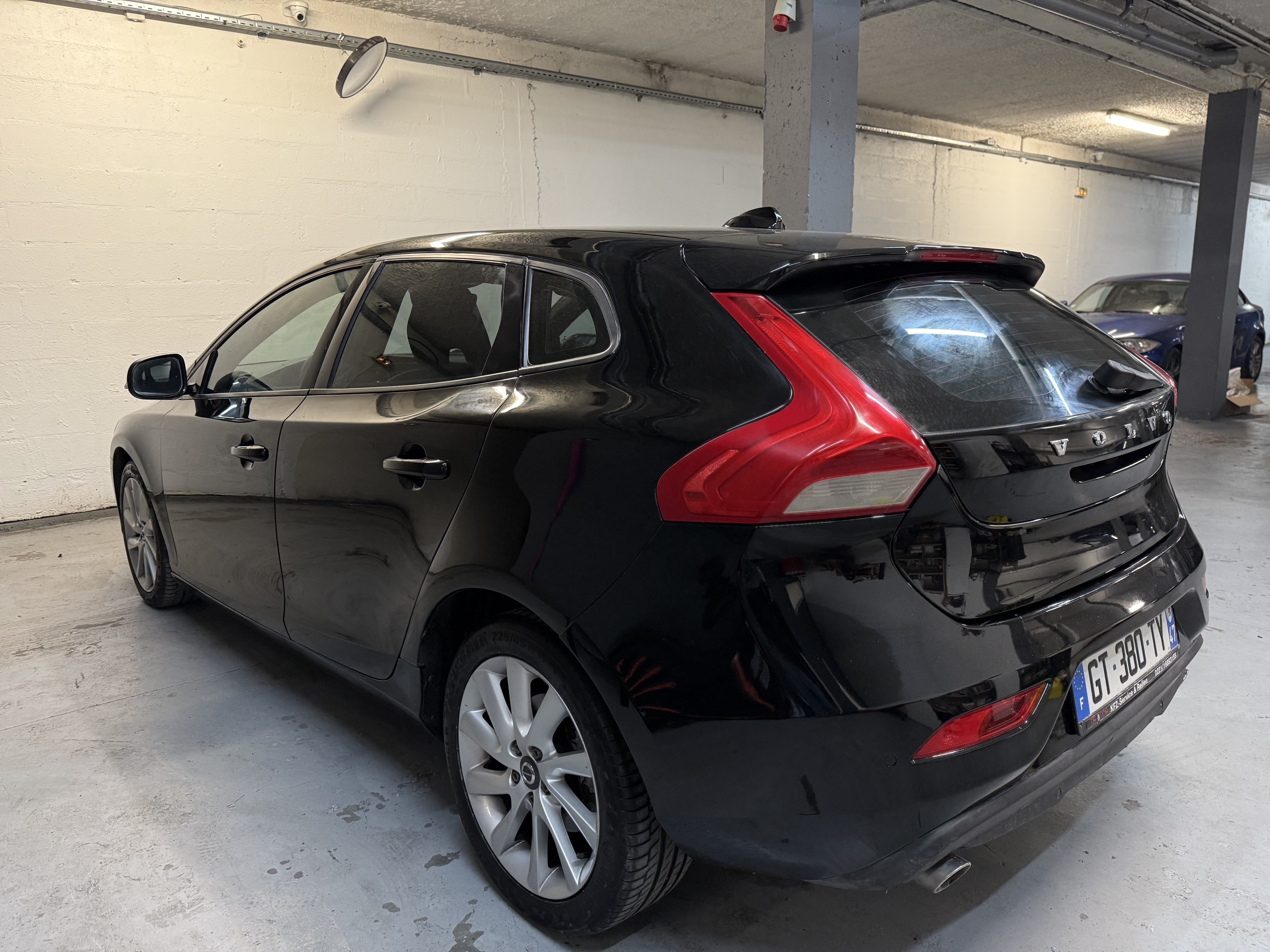 Volvo V40