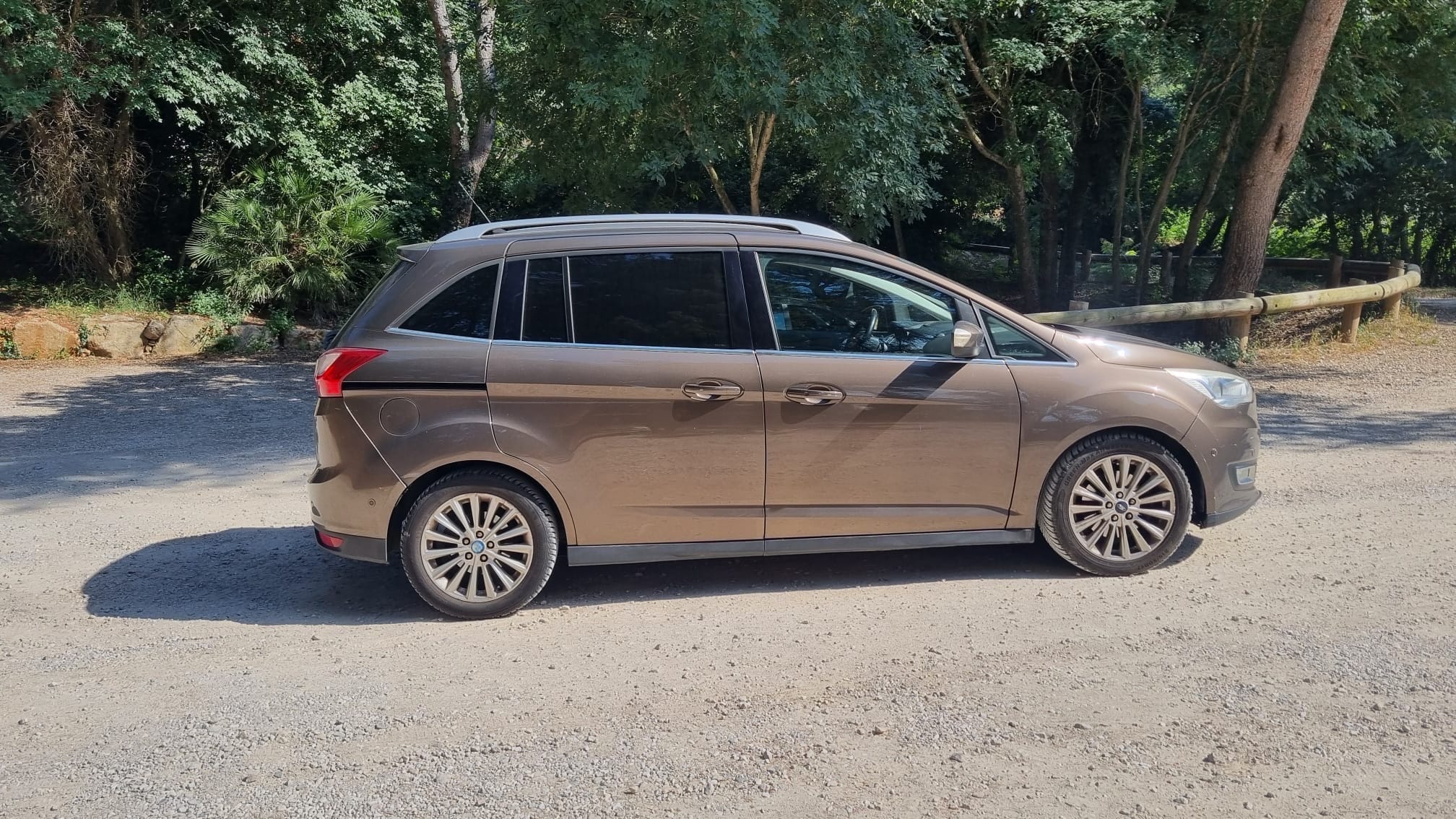 Ford C-Max avec Climatisation