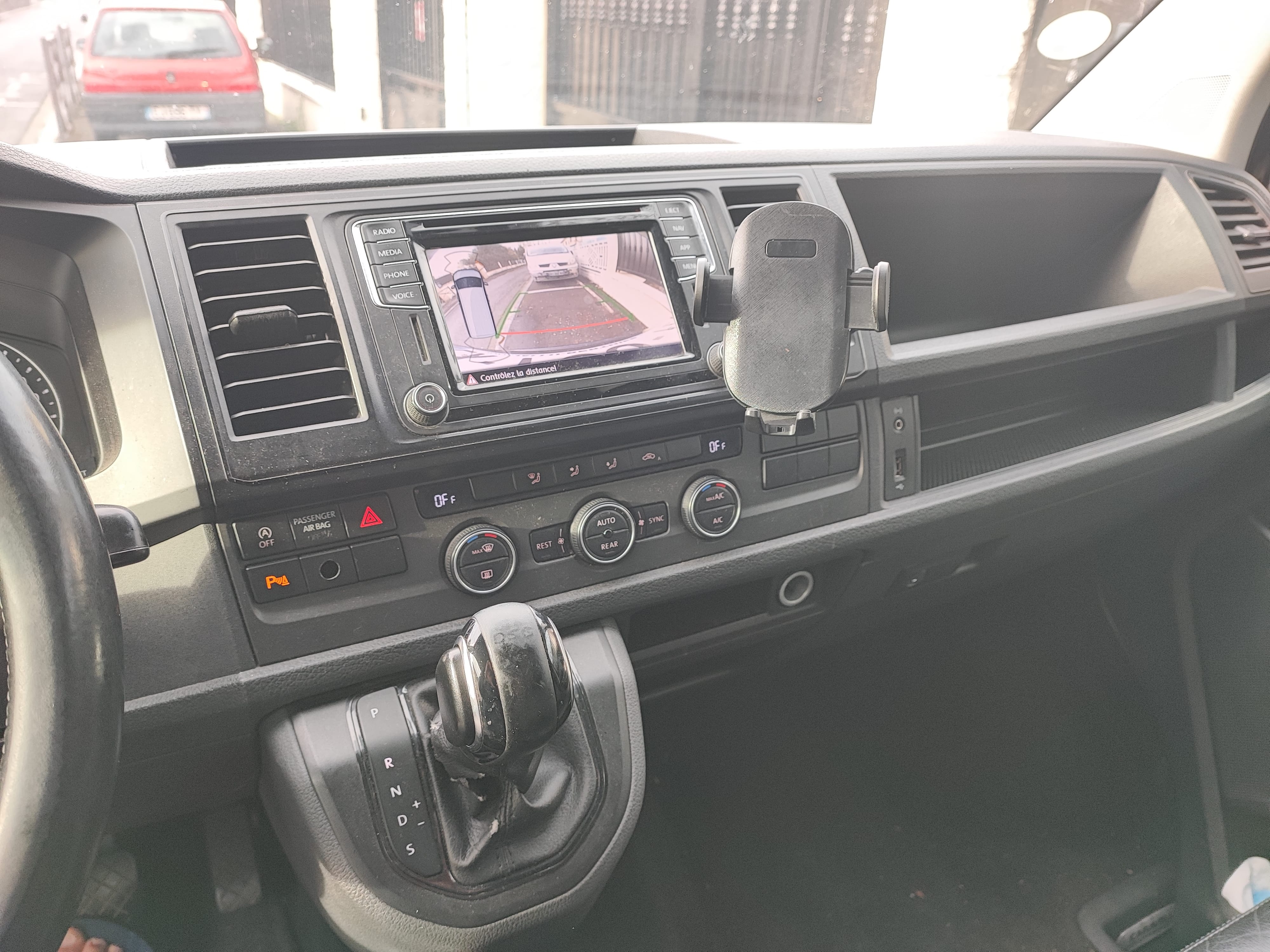 Volkswagen Caravelle avec Apple CarPlay