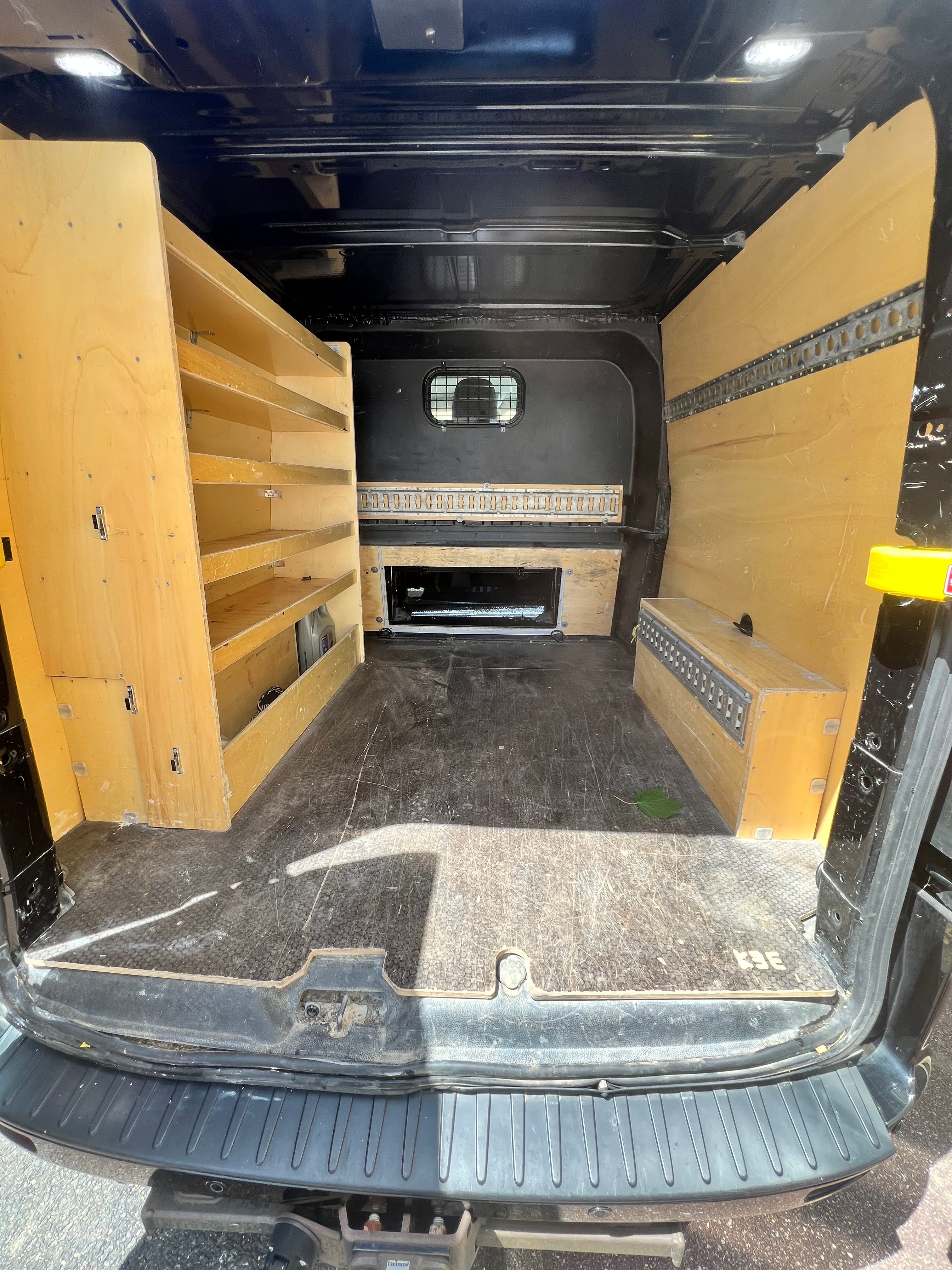 Ford Transit Custom Fourgon avec GPS