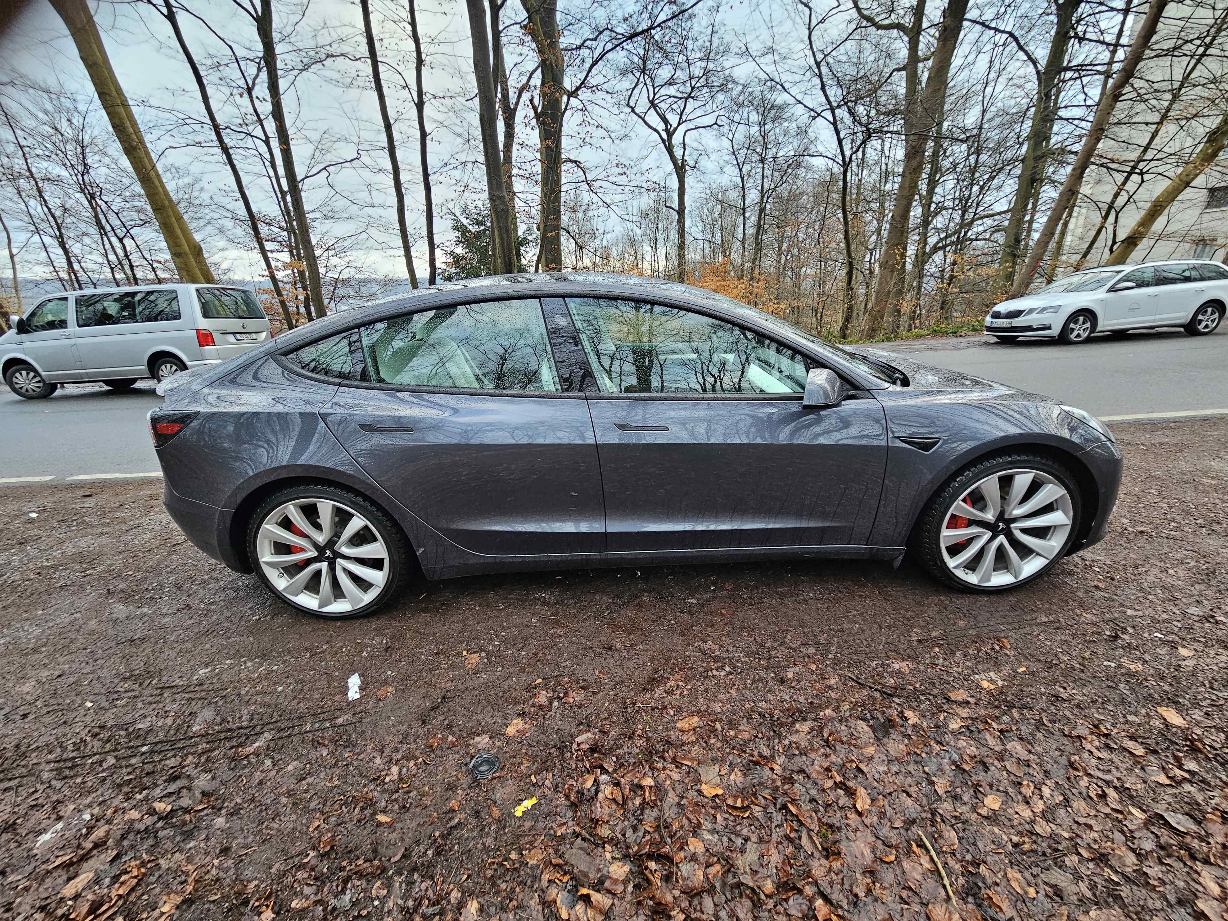 Tesla Model 3 mit Bluetooth-Audio