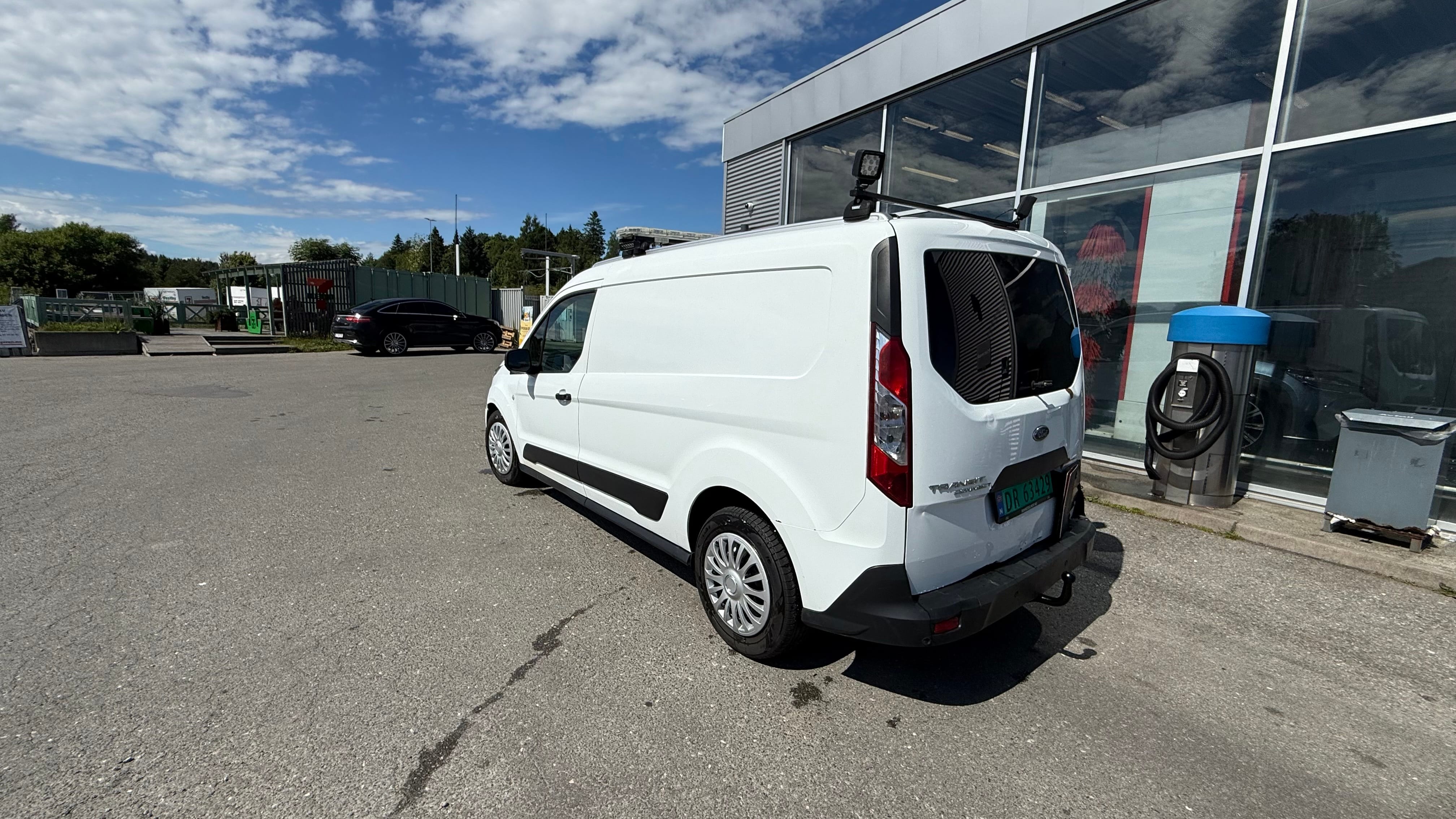 Ford Transit Connect XL med GPS