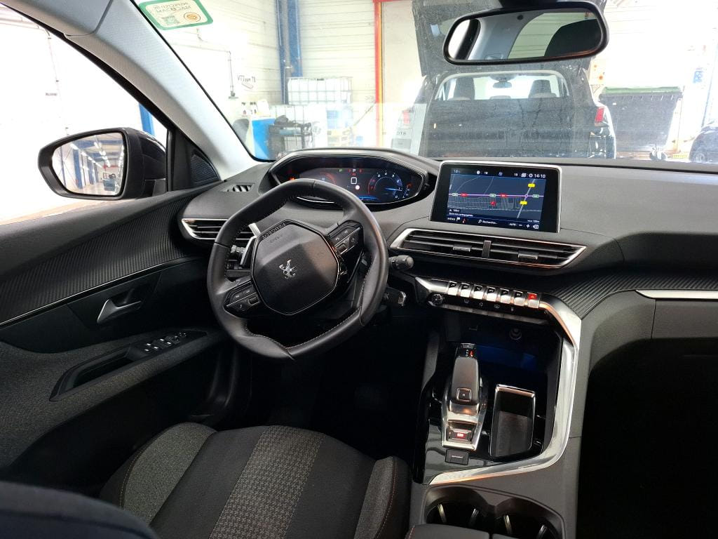 Peugeot 3008 avec GPS