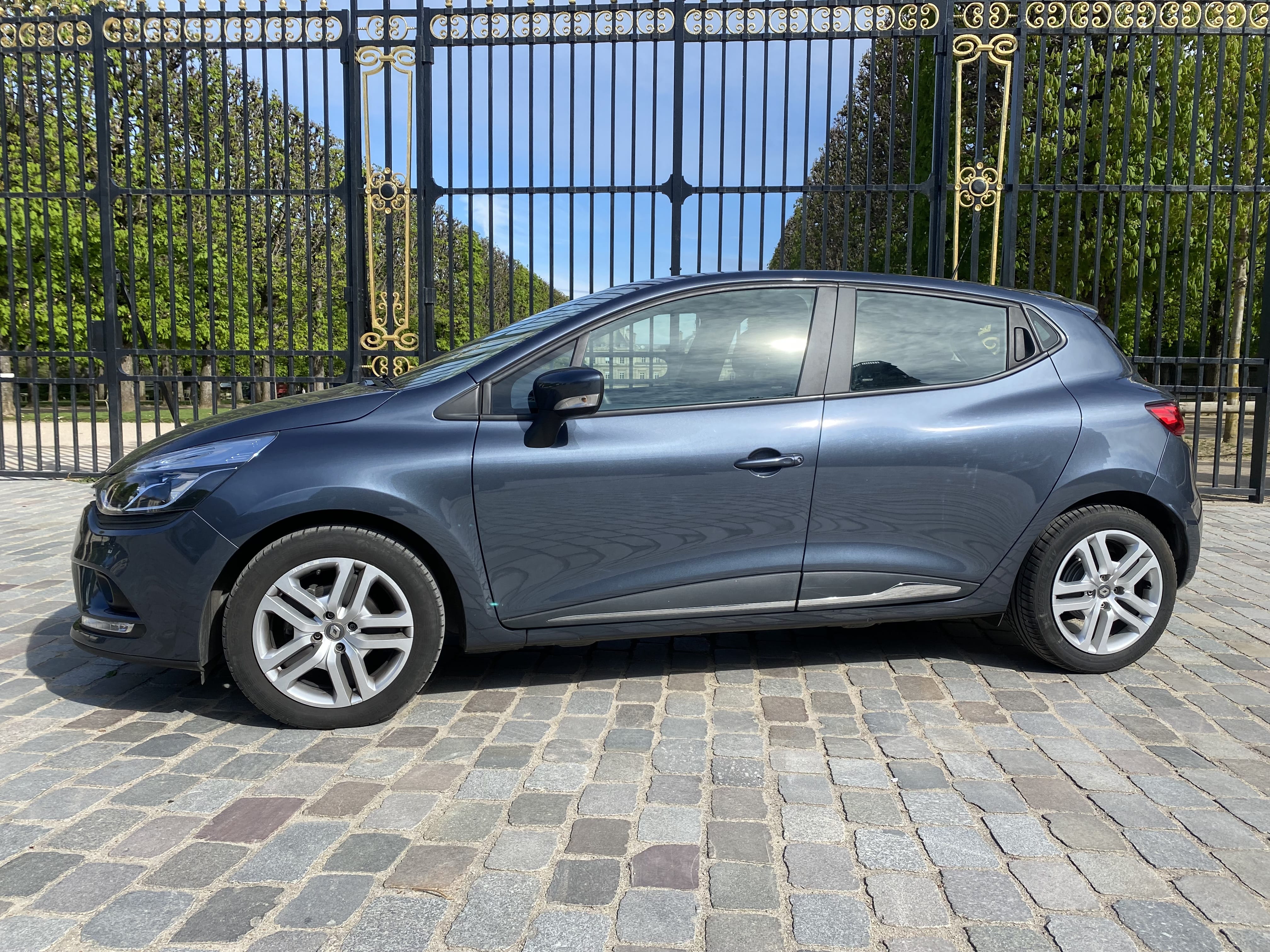 Renault Clio Porte Châtillon / périphérique avec Climatisation