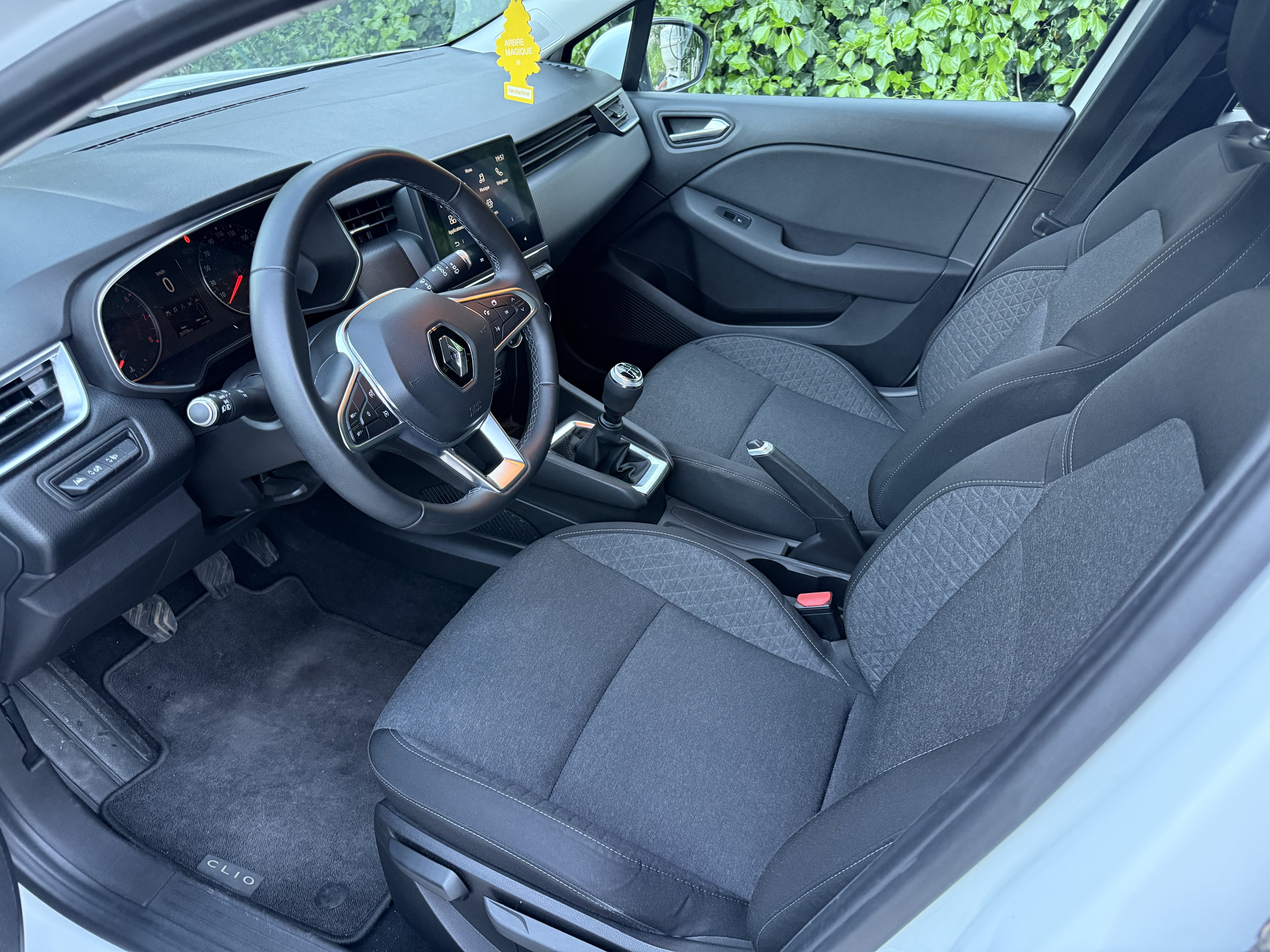 Renault Clio avec Entrée audio / iPod