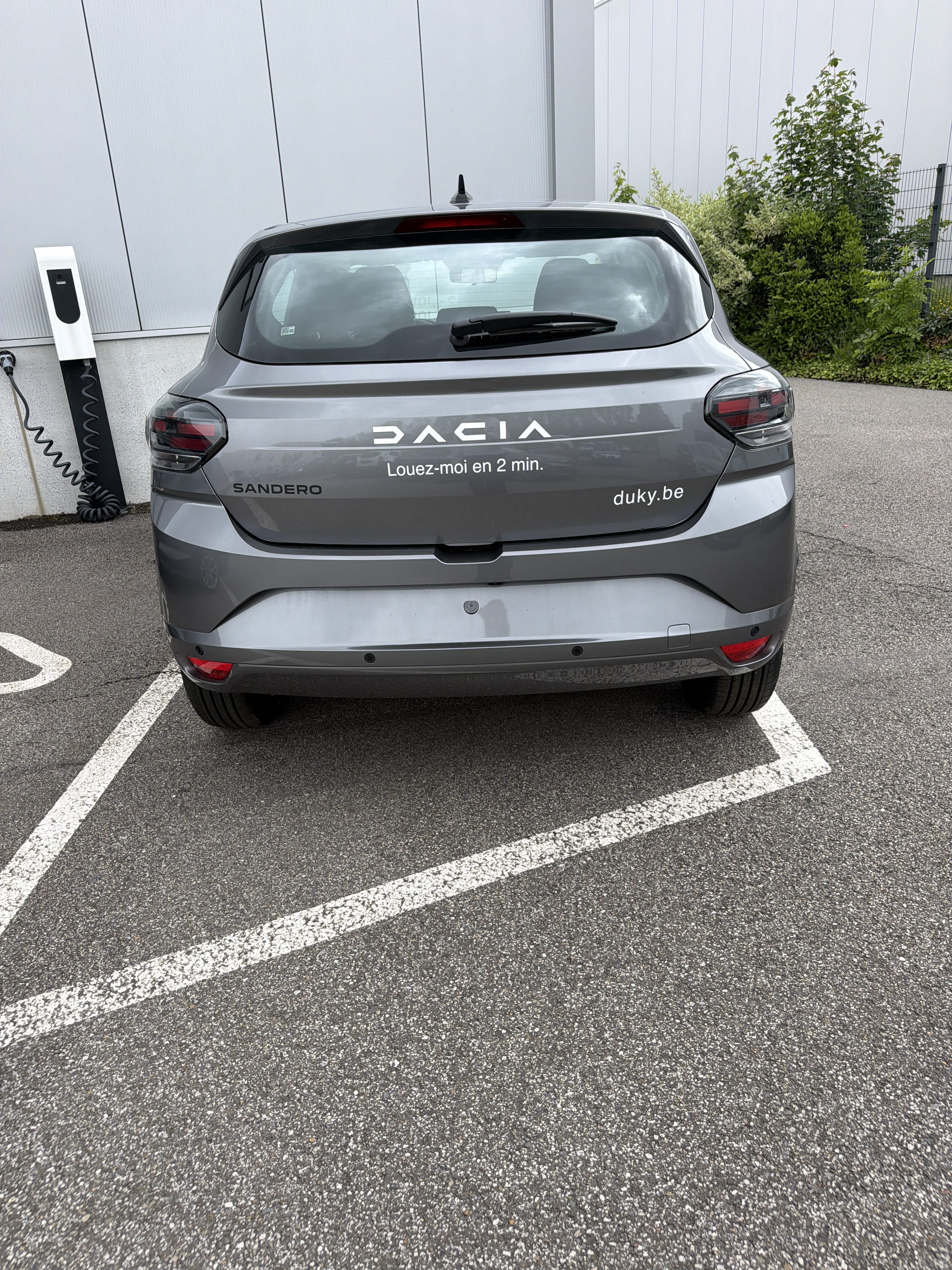 Dacia Sandero Expression with Backup camera